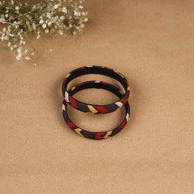 Natural dyed handpainted kalamkari bangle so2 (size - 2-8)
