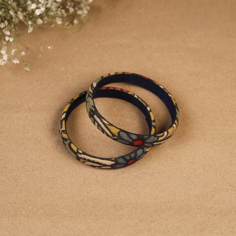 Natural dyed handpainted kalamkari bangle so2 (size - 2-8)