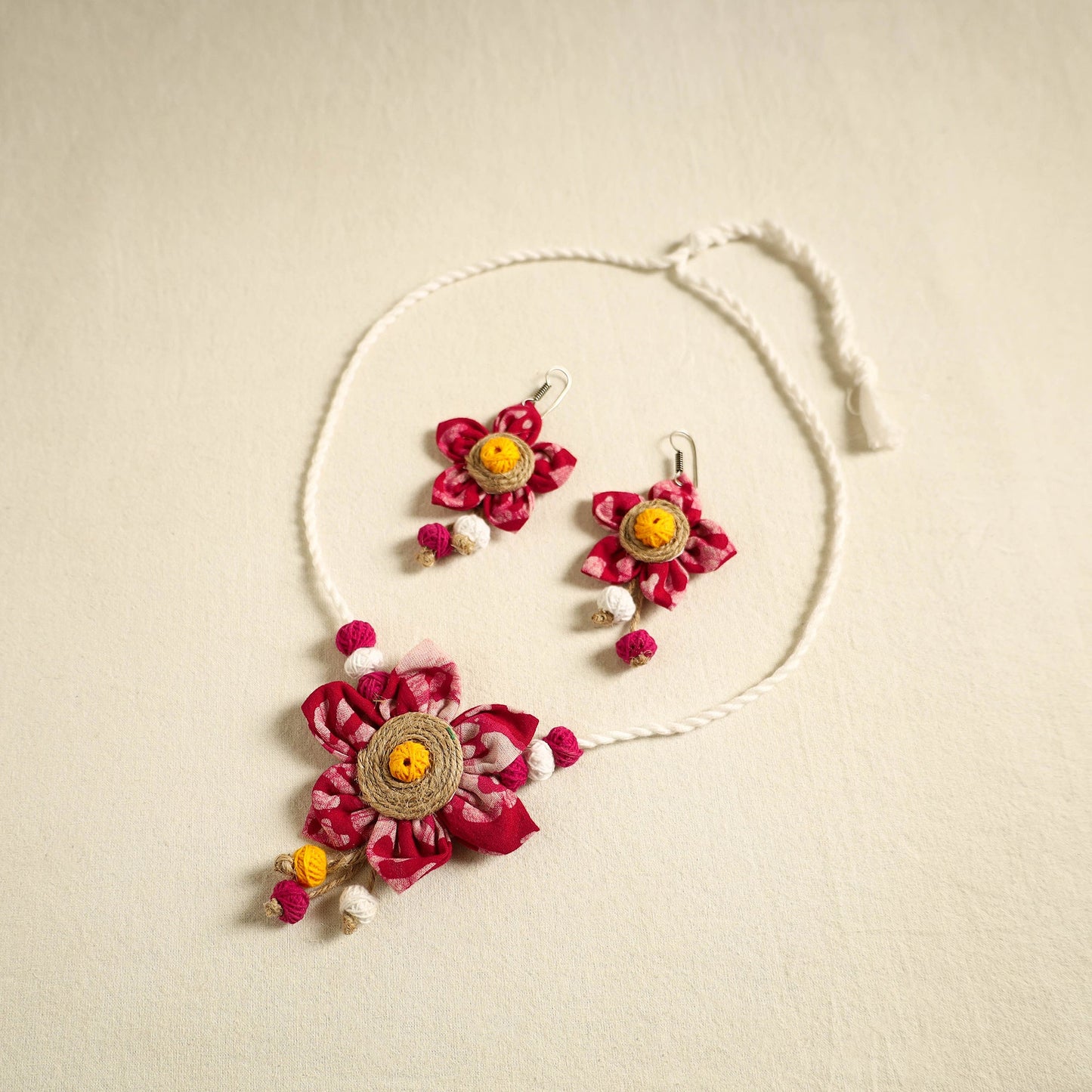  Handmade Jute Fabart Necklace Set