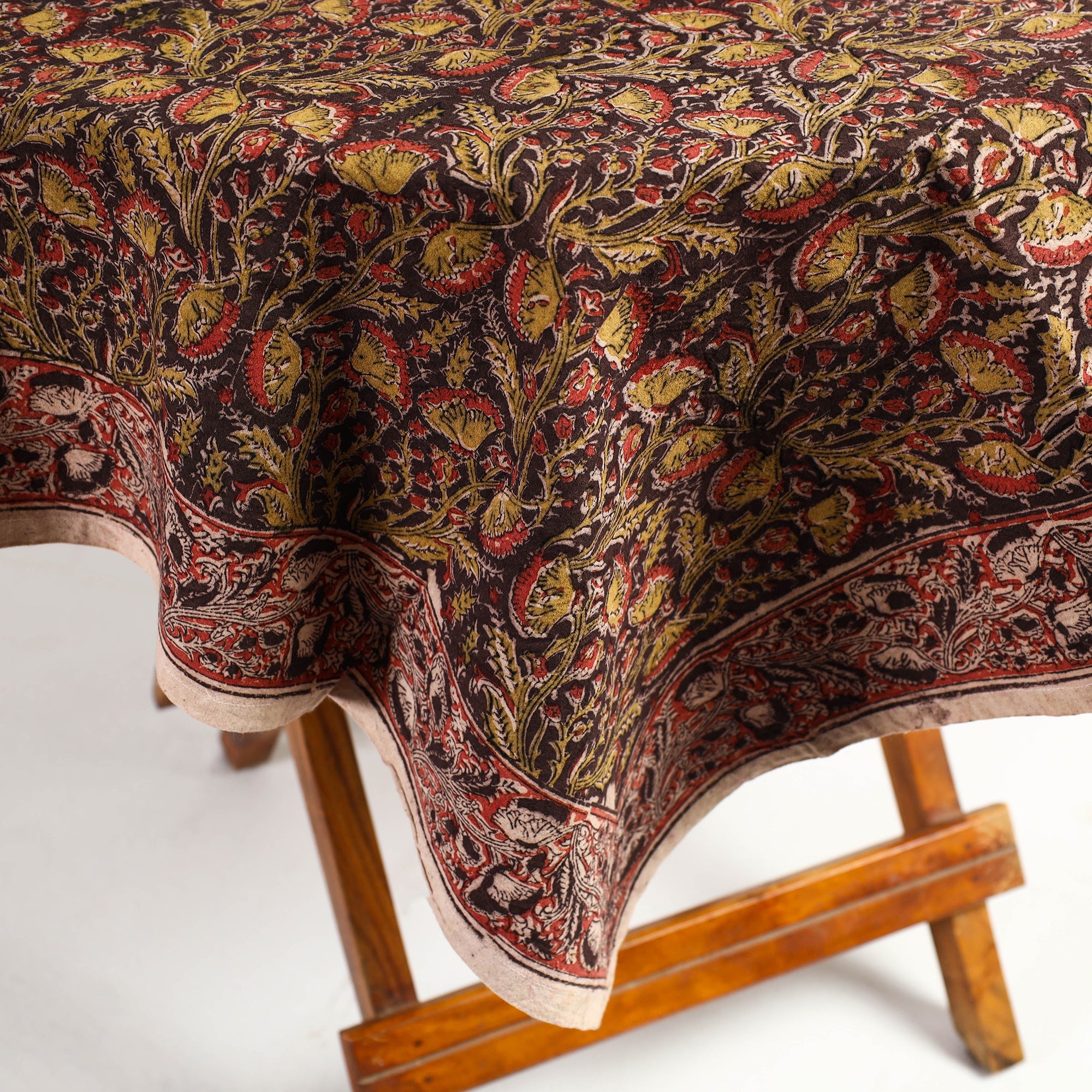 Multicolor Pedana Kalamkari Block Print Cotton Table Cover