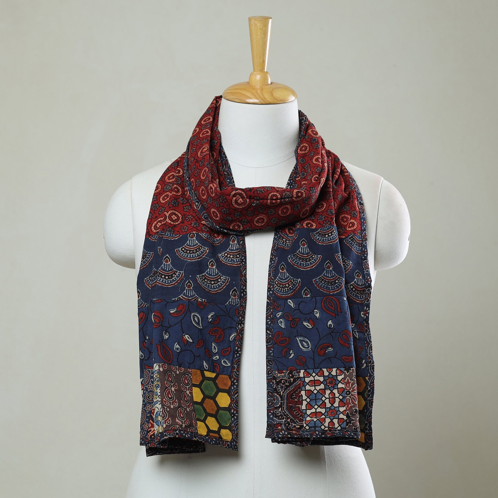 Multicolor - patchwork cotton stole in prints 39
