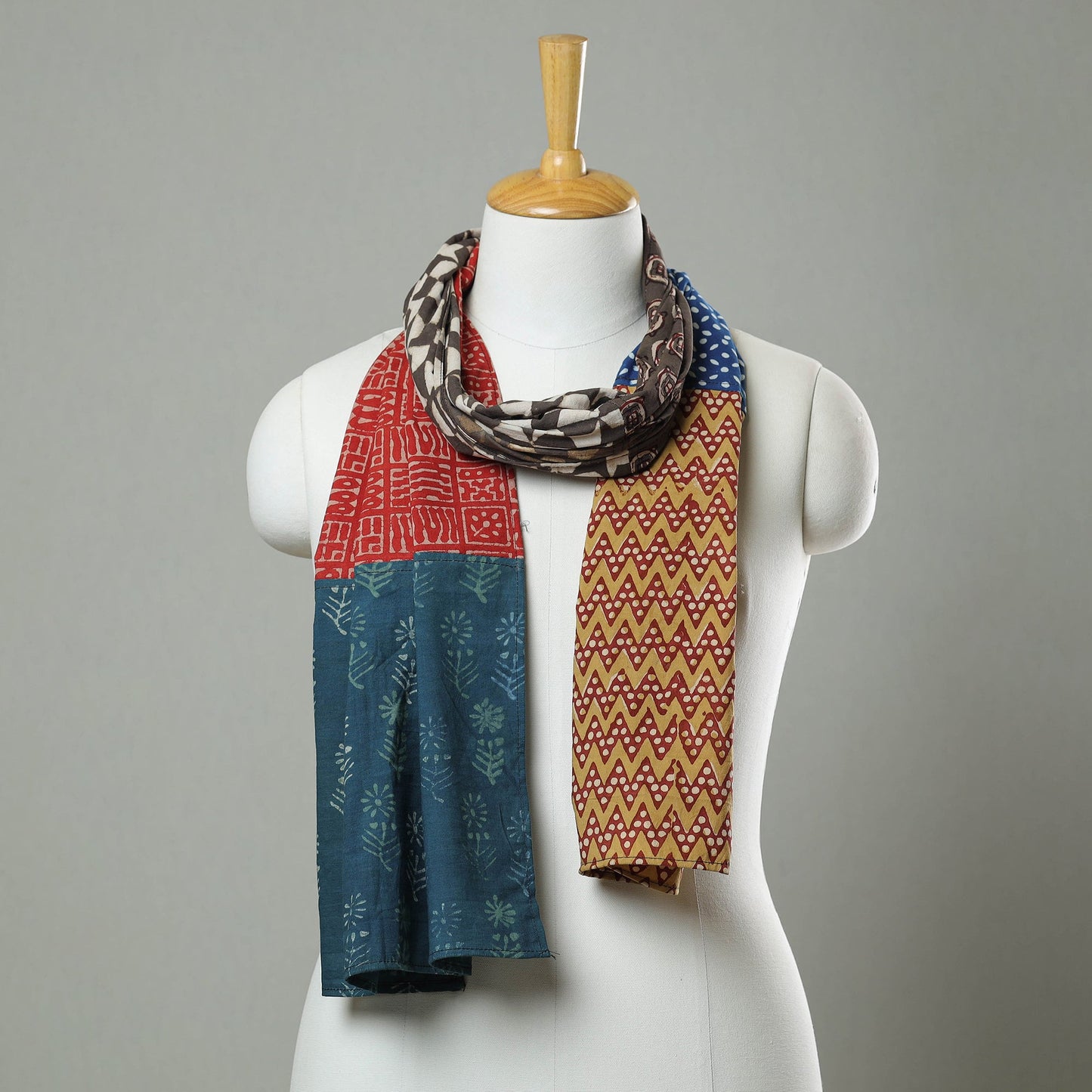  Patchwork Cotton Block Printed Stole 01 Online at iTokri.com