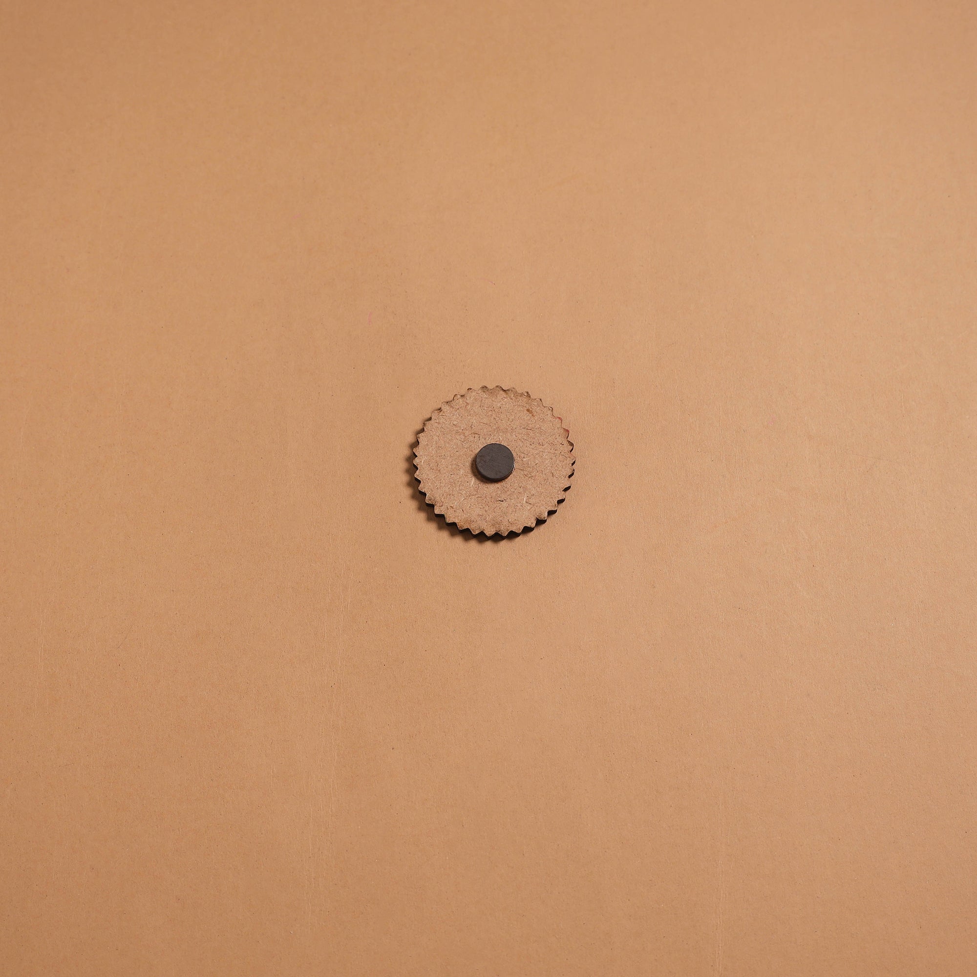 Patua handpainted wooden fridge magnet 107 - handcrafted