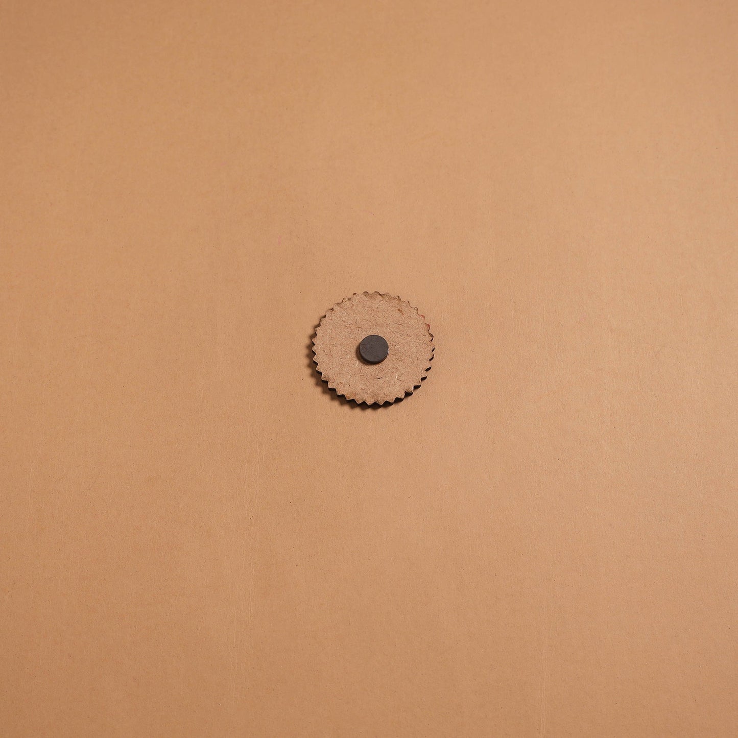 Patua handpainted wooden fridge magnet 107 - handcrafted