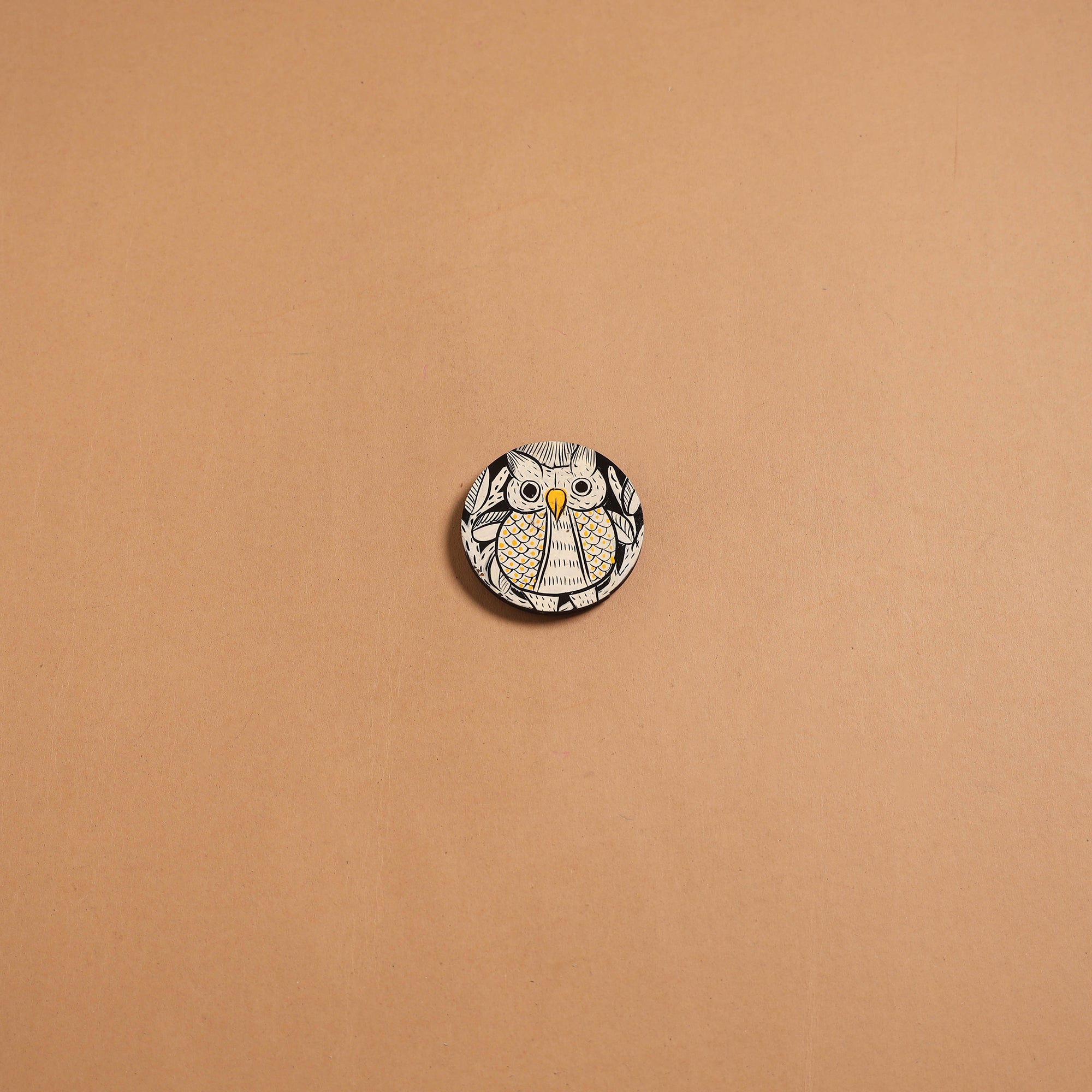 Patua handpainted wooden fridge magnet 108 - handcrafted