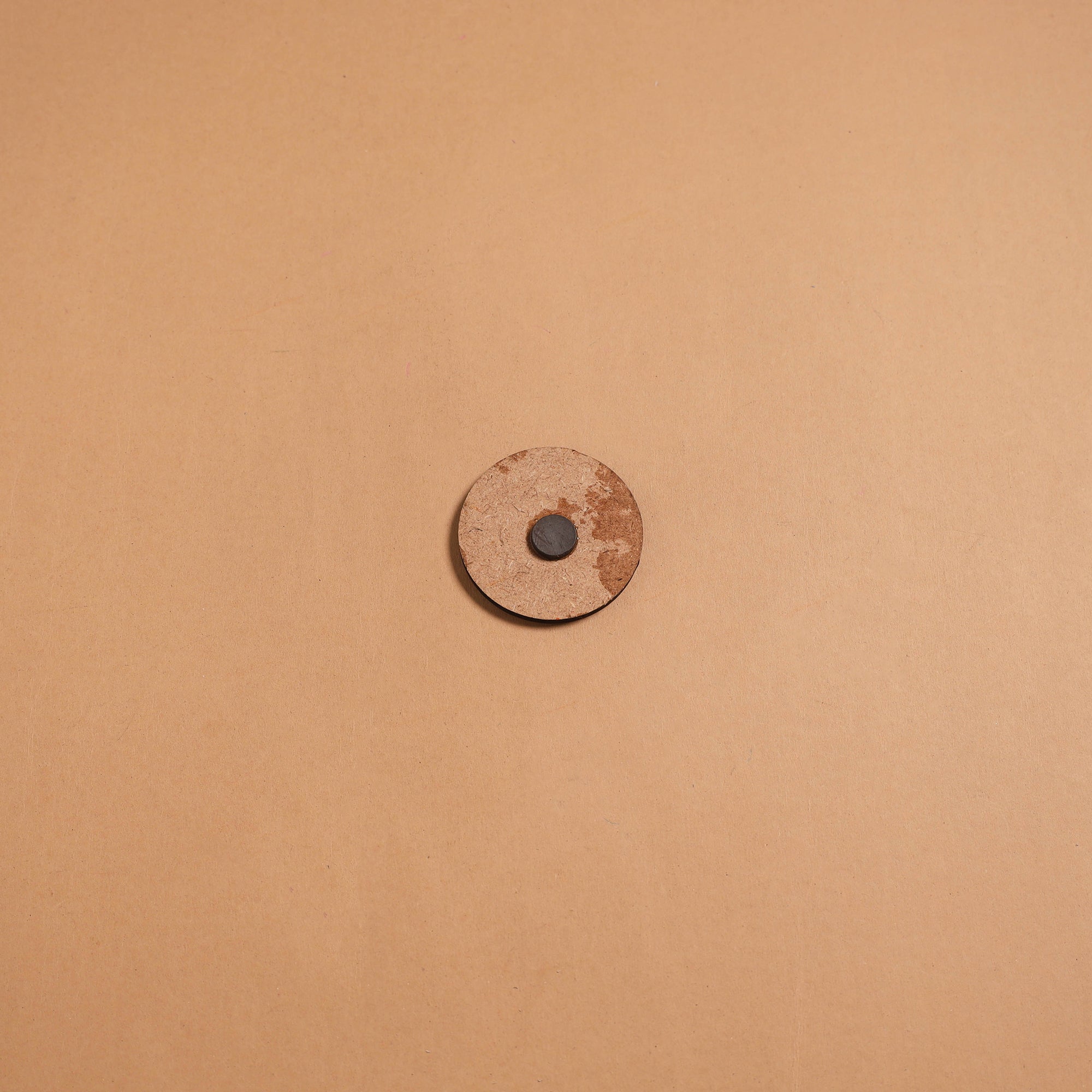 Patua handpainted wooden fridge magnet 112 - handcrafted