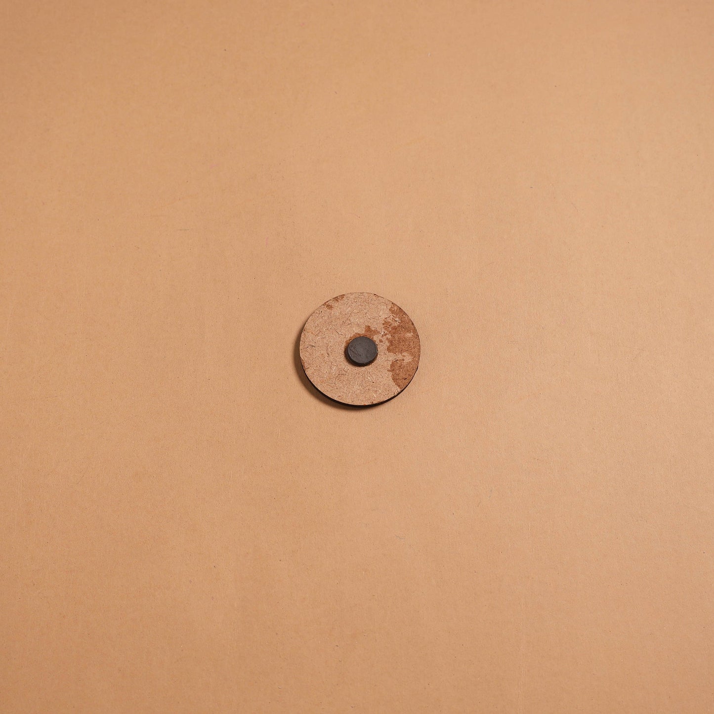 Patua handpainted wooden fridge magnet 112 - handcrafted