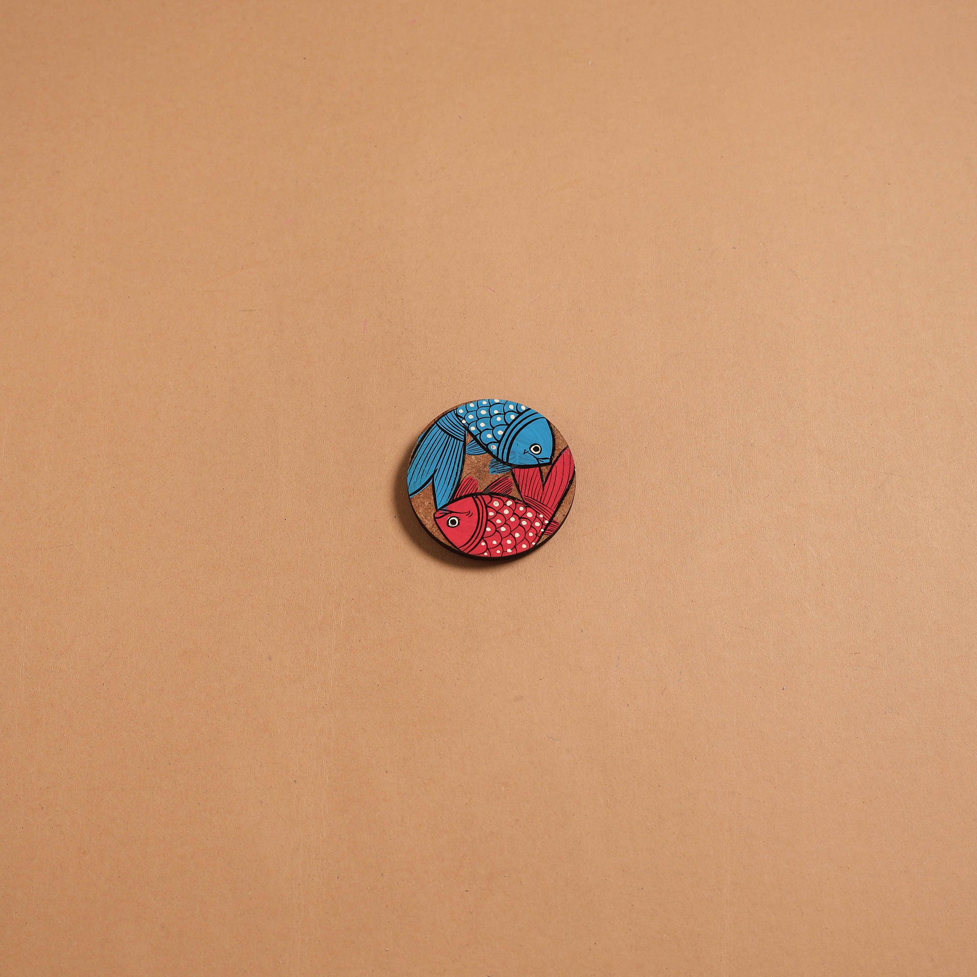 Patua handpainted wooden fridge magnet 119 - handcrafted