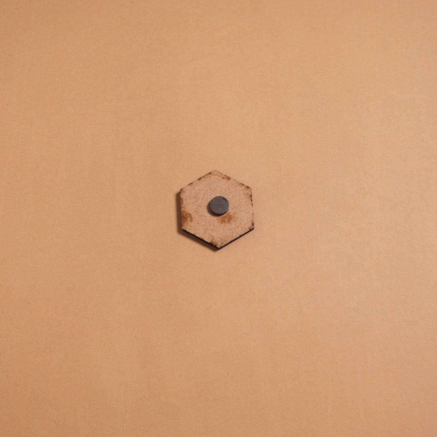 Patua handpainted wooden fridge magnet 141 - handcrafted