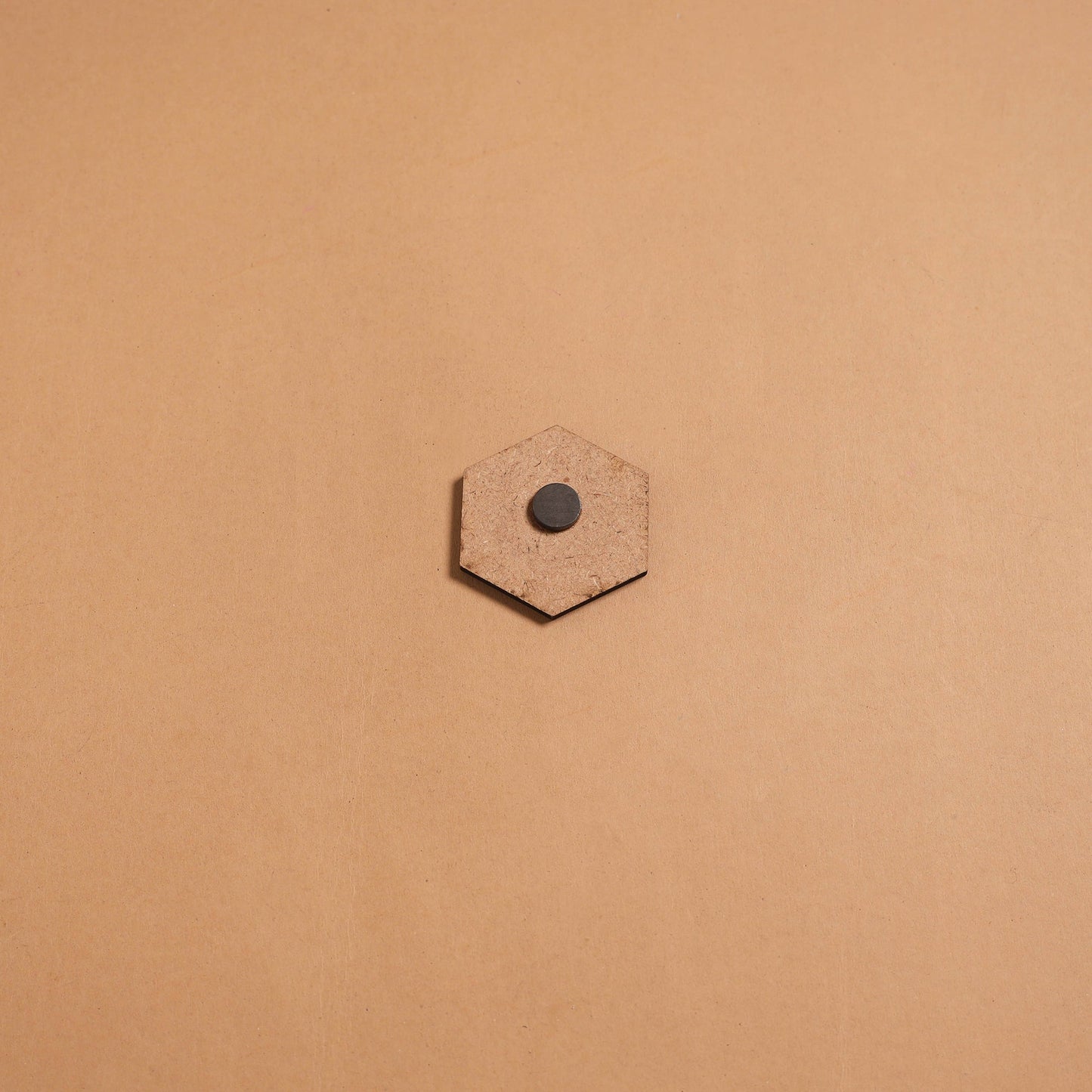 Patua handpainted wooden fridge magnet 143 - handcrafted