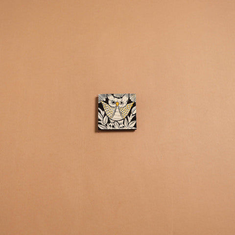 Patua handpainted wooden fridge magnet 92 - handcrafted