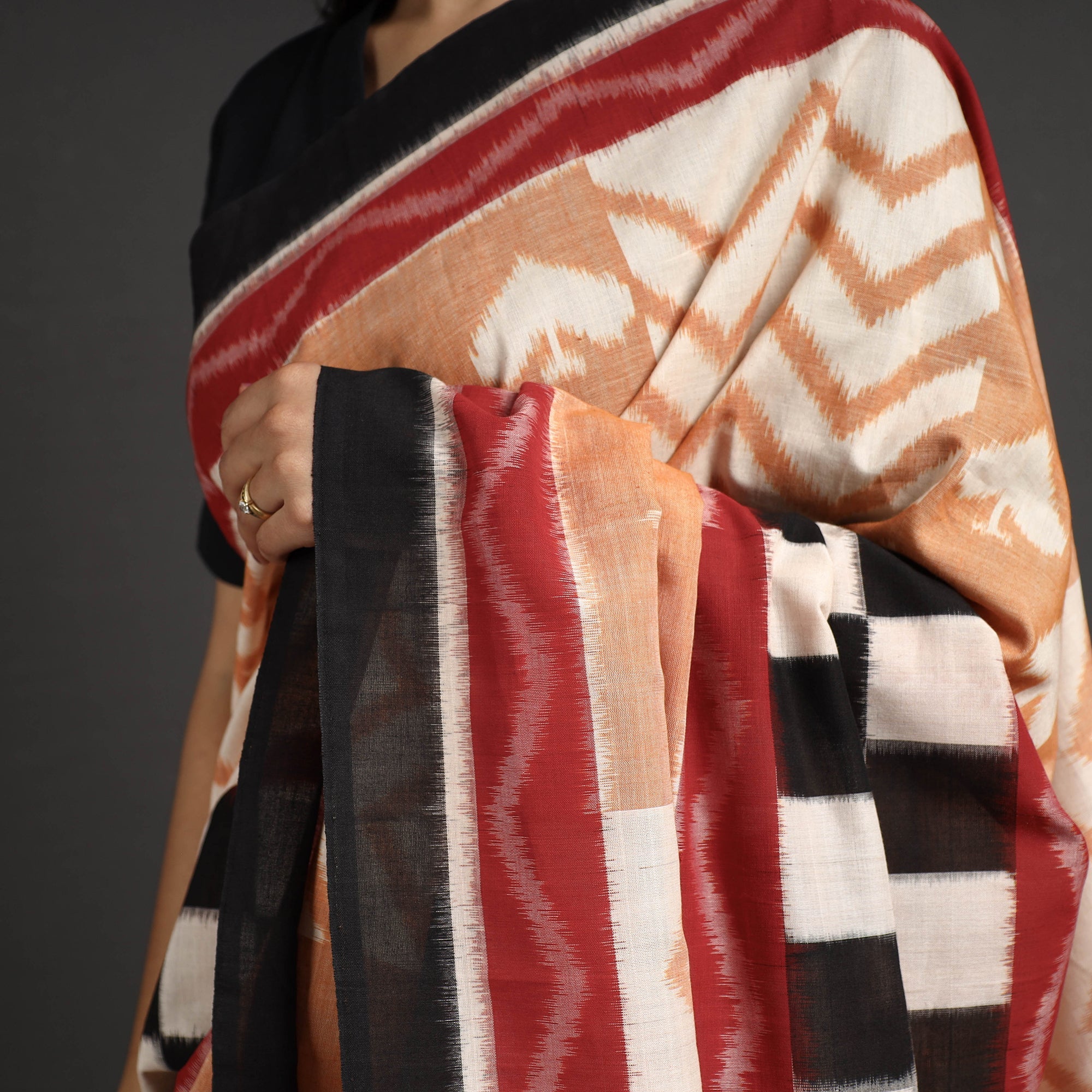   Multicolor Pochampally Double Ikat Weave Cotton Saree