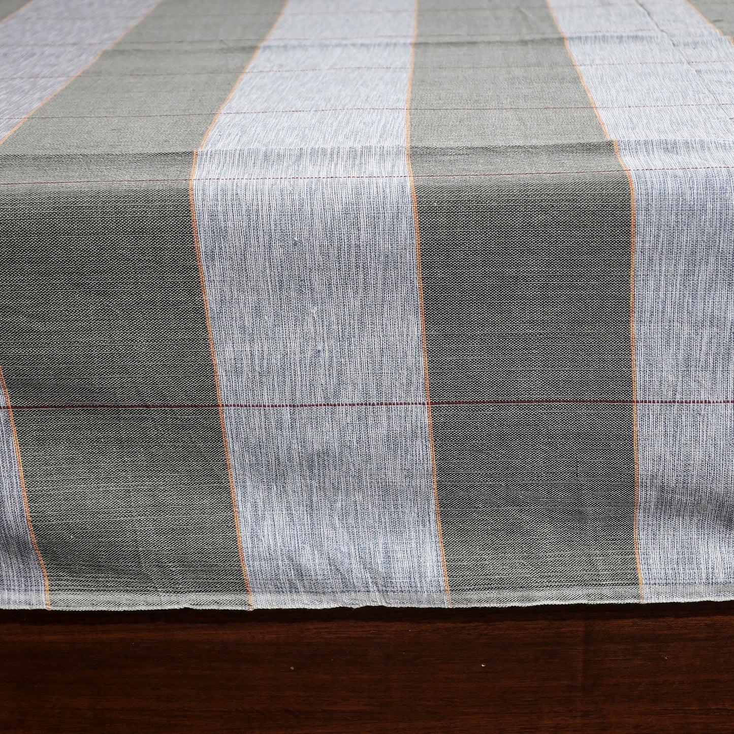 Buy Pure Handloom Cotton Double Bed Cover Online at iTokri.com