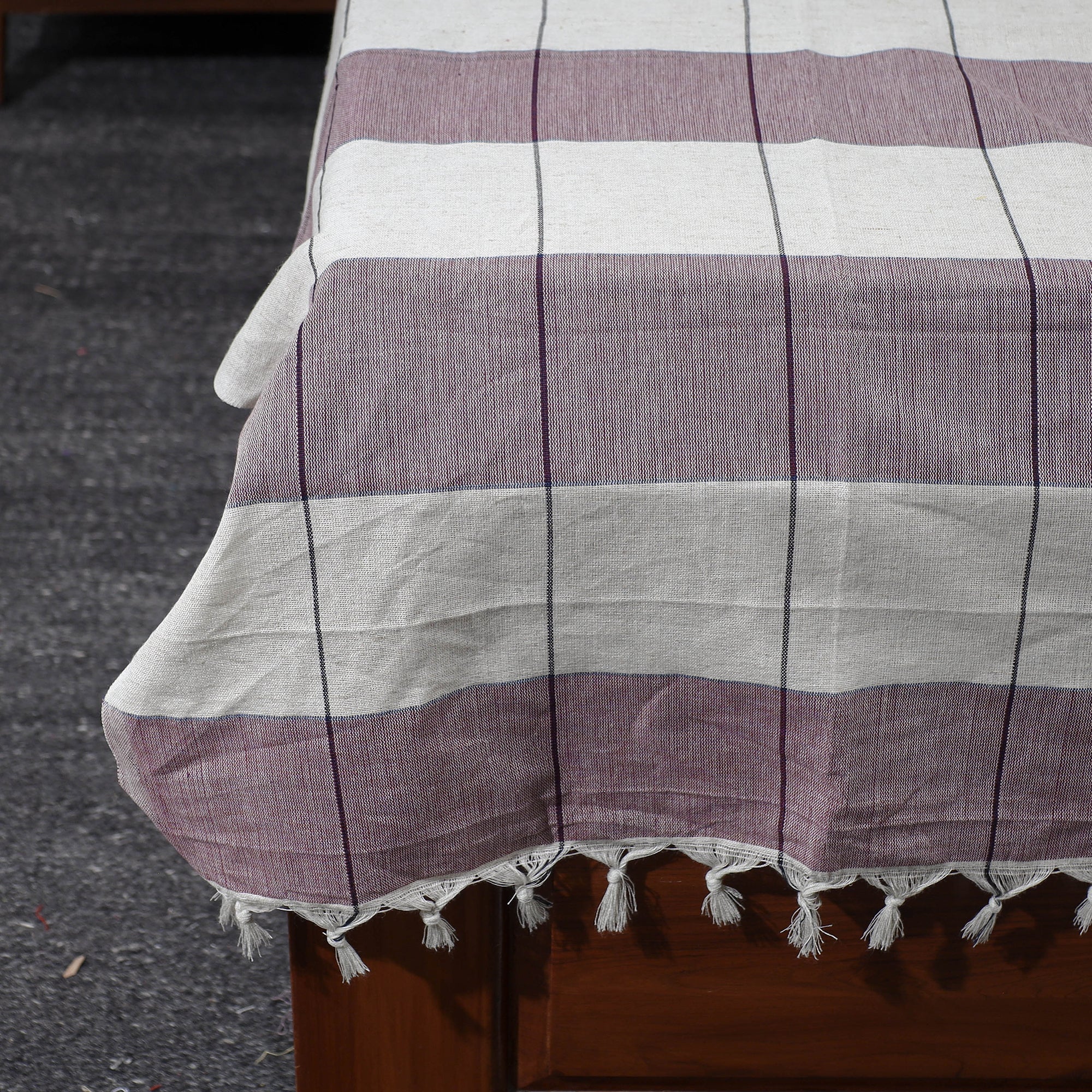 Buy Pure Handloom Cotton Single Bed Cover Online at iTokri.com