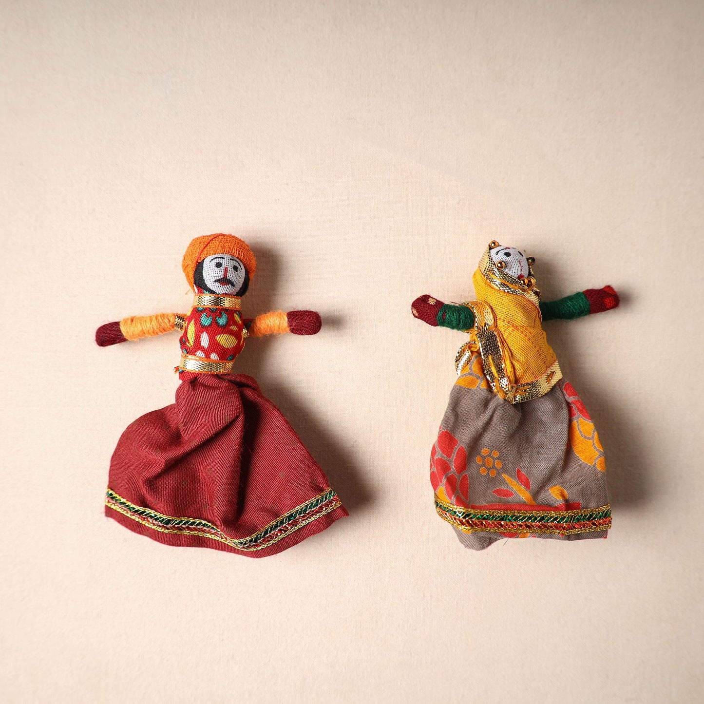 Multicolor - rajasthani puppet couple handmade magnet (set