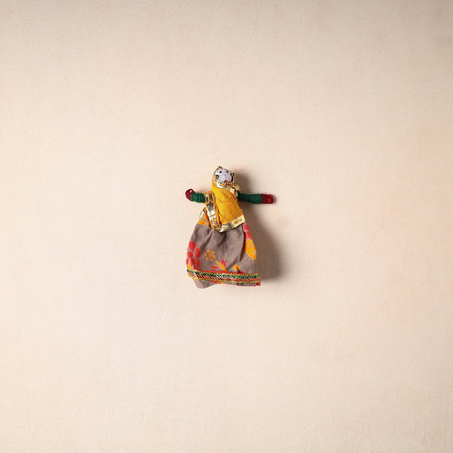 Multicolor - rajasthani puppet couple handmade magnet (set