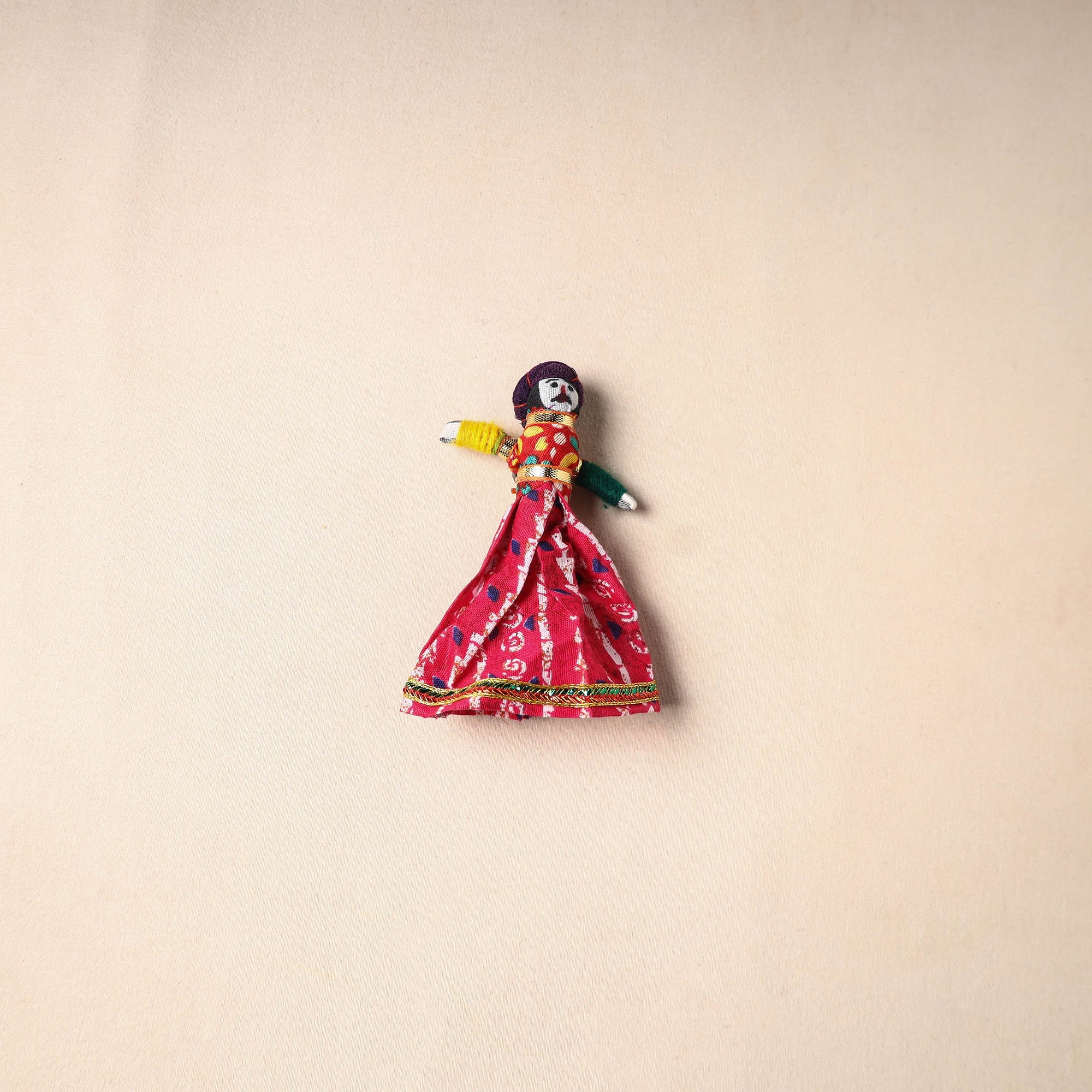 Multicolor - rajasthani puppet couple handmade magnet (set
