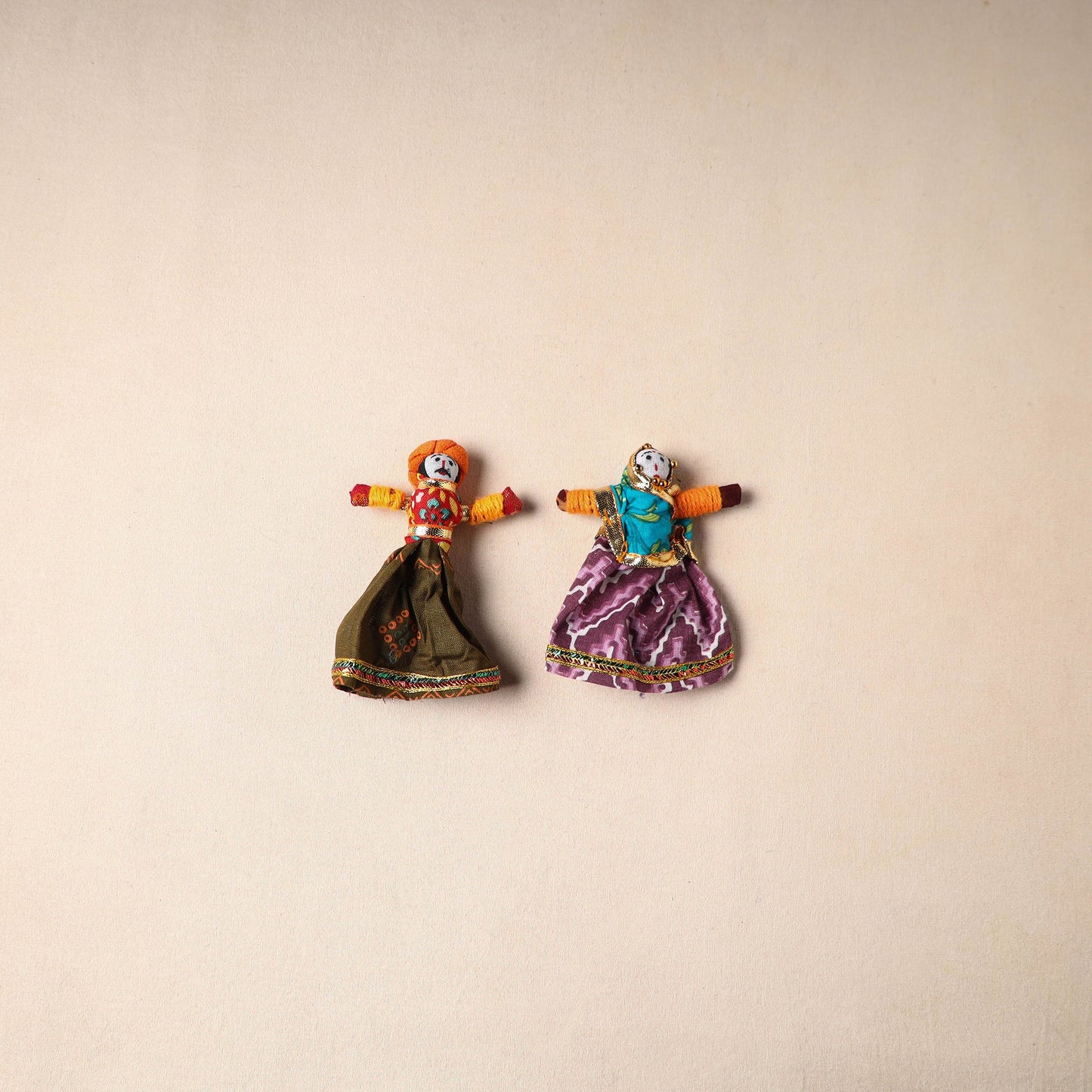 Multicolor - rajasthani puppet couple handmade magnet (set