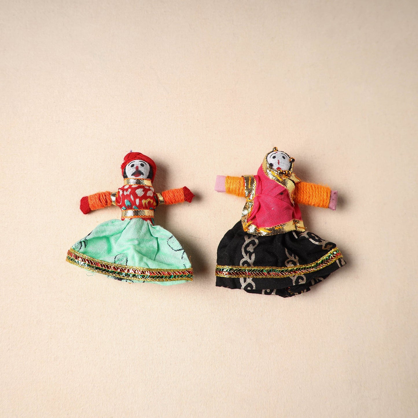 Multicolor - rajasthani puppet couple handmade magnet (set