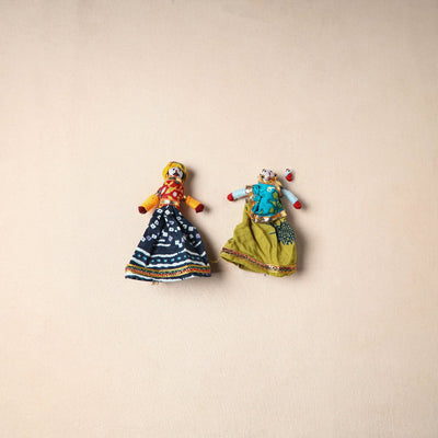 Multicolor - rajasthani puppet couple handmade magnet (set