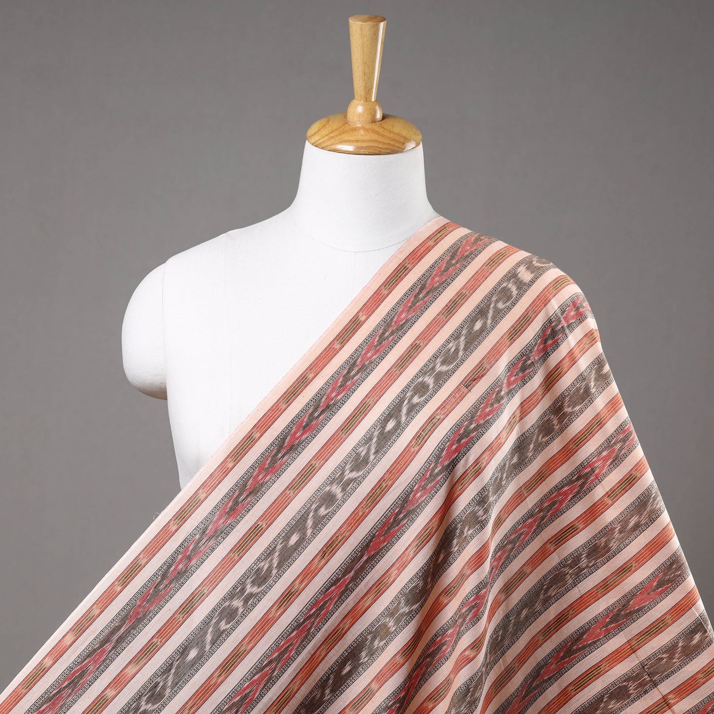  Sambalpuri Ikat Weave Handloom Cotton Fabric 06 