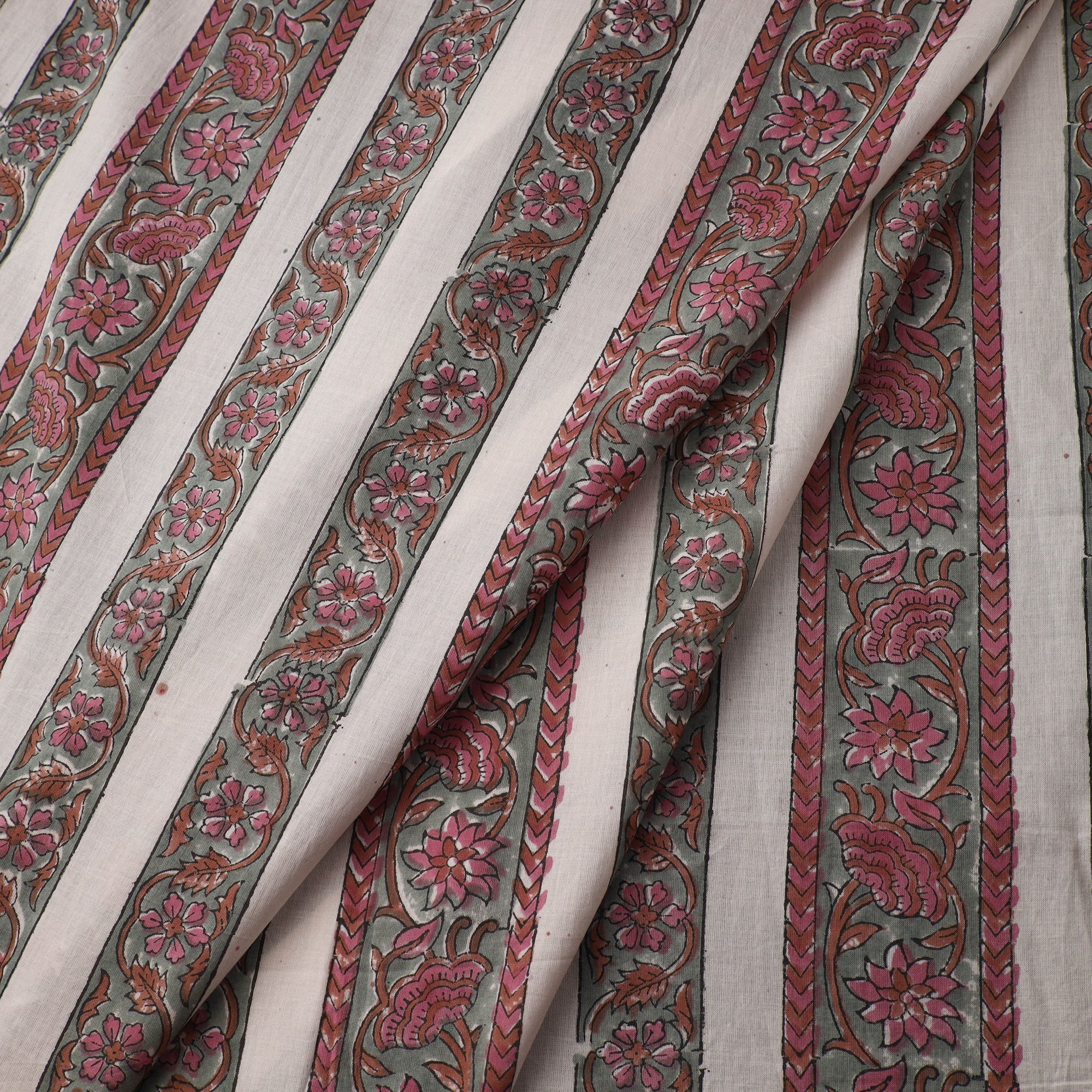 White - sanganeri cotton fabric 34 - handcrafted