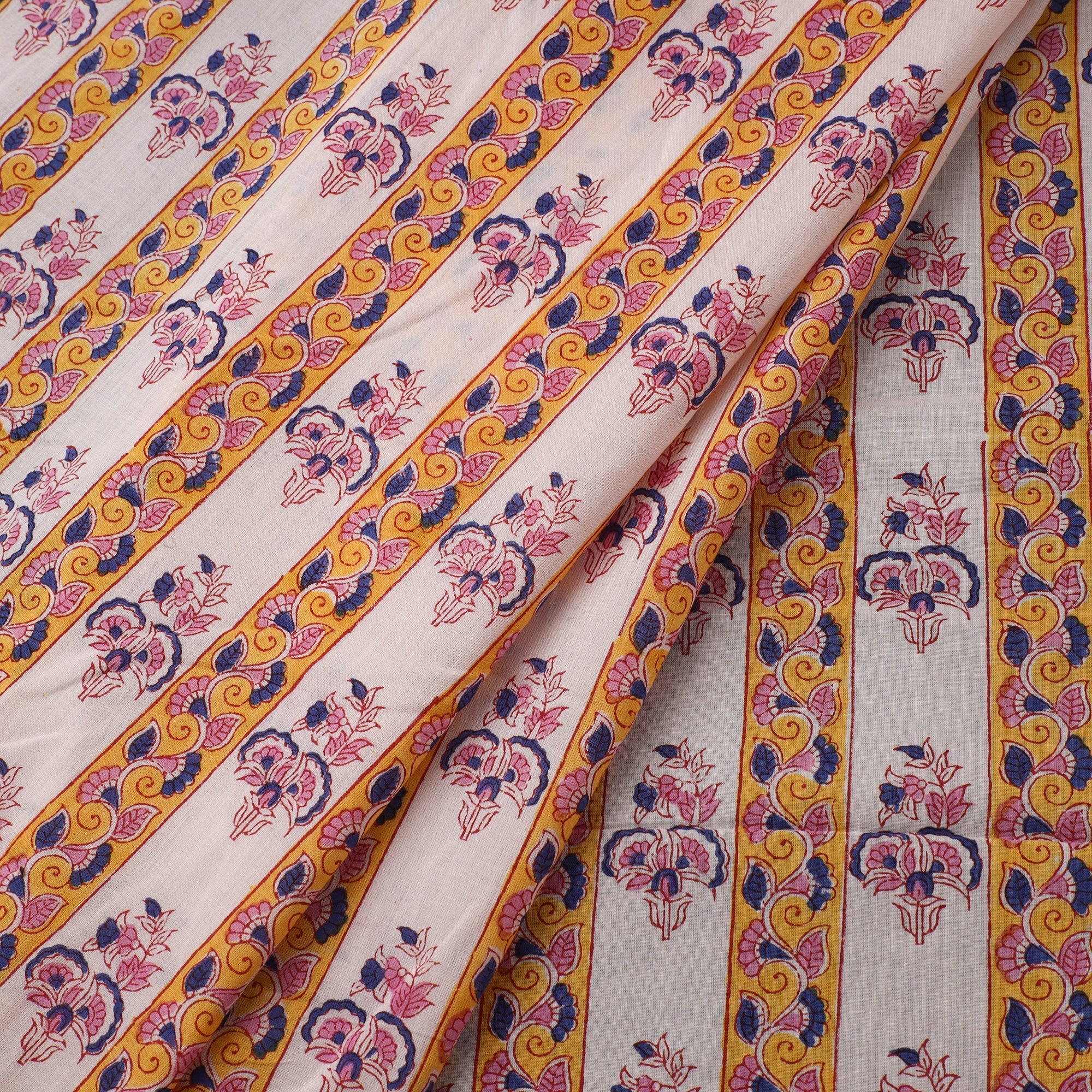 White - sanganeri cotton fabric 59 - handcrafted