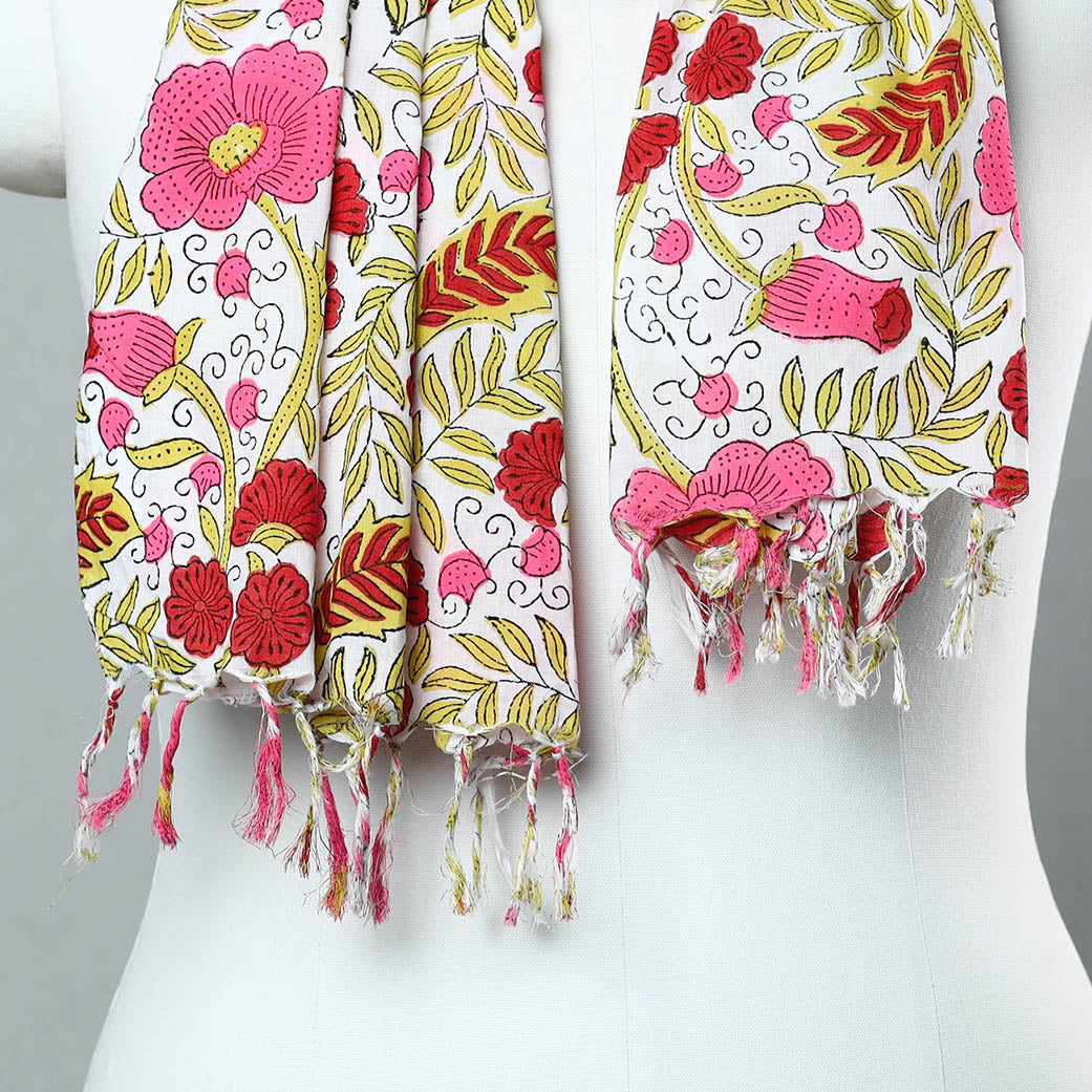 Buy Sanganeri Block Printed Cotton Stole with Tassels 111 Online at iTokri.com