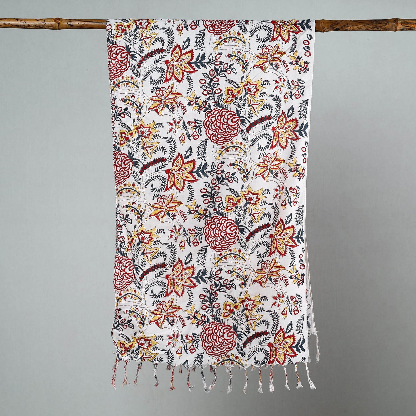 Buy Sanganeri Block Printed Cotton Stole with Tassels 17 Online at iTokri.com