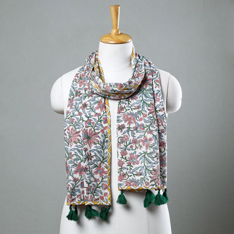  Sanganeri Block Printed Cotton Stole with Tassels Online at iTokri.com
