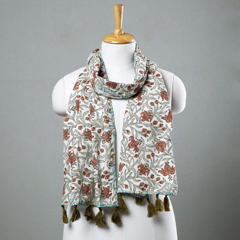 Buy Sanganeri Block Printed Cotton Stole with Tassels Online at iTokri.com