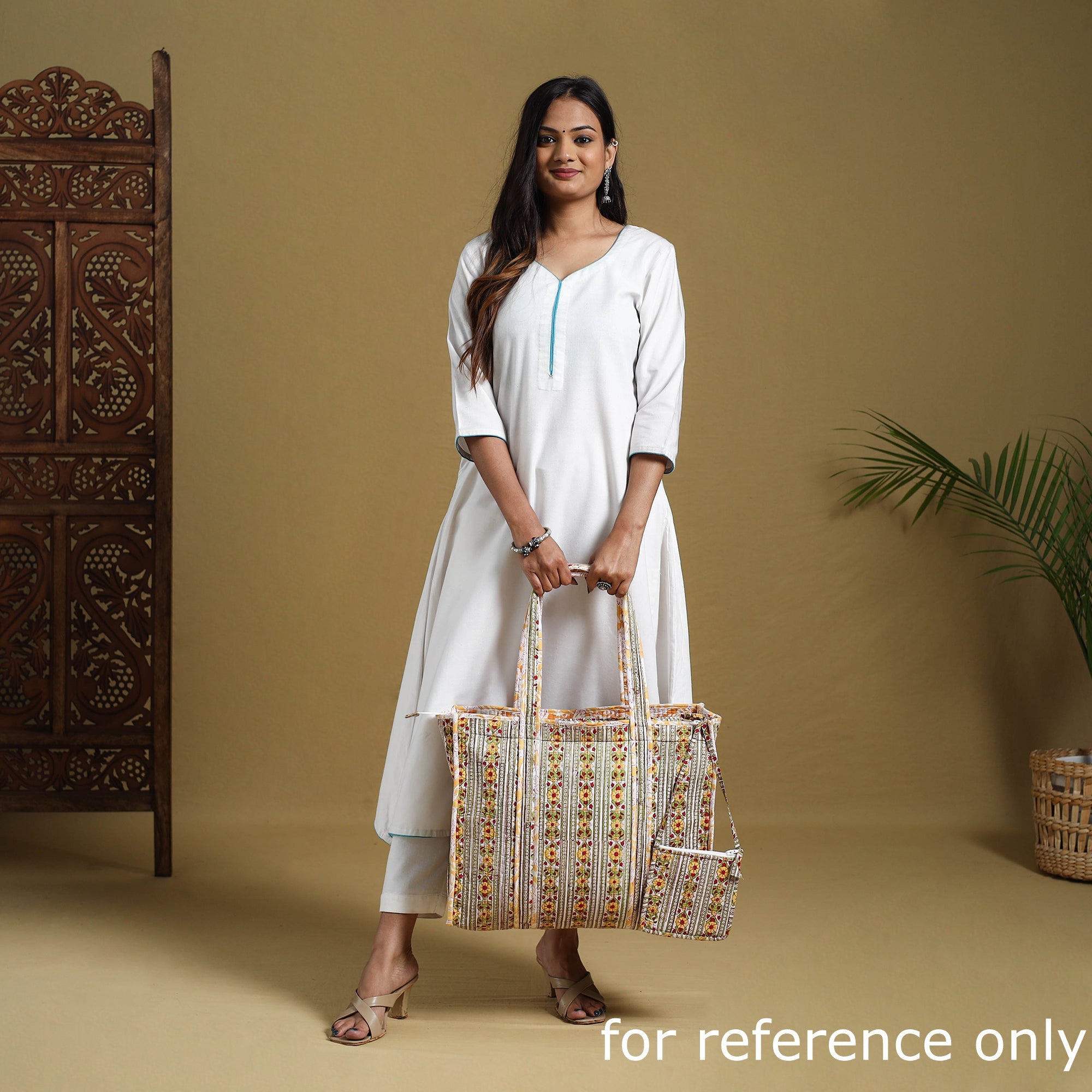 Buy Blue Sanganeri Print Quilted Cotton Tote Bag