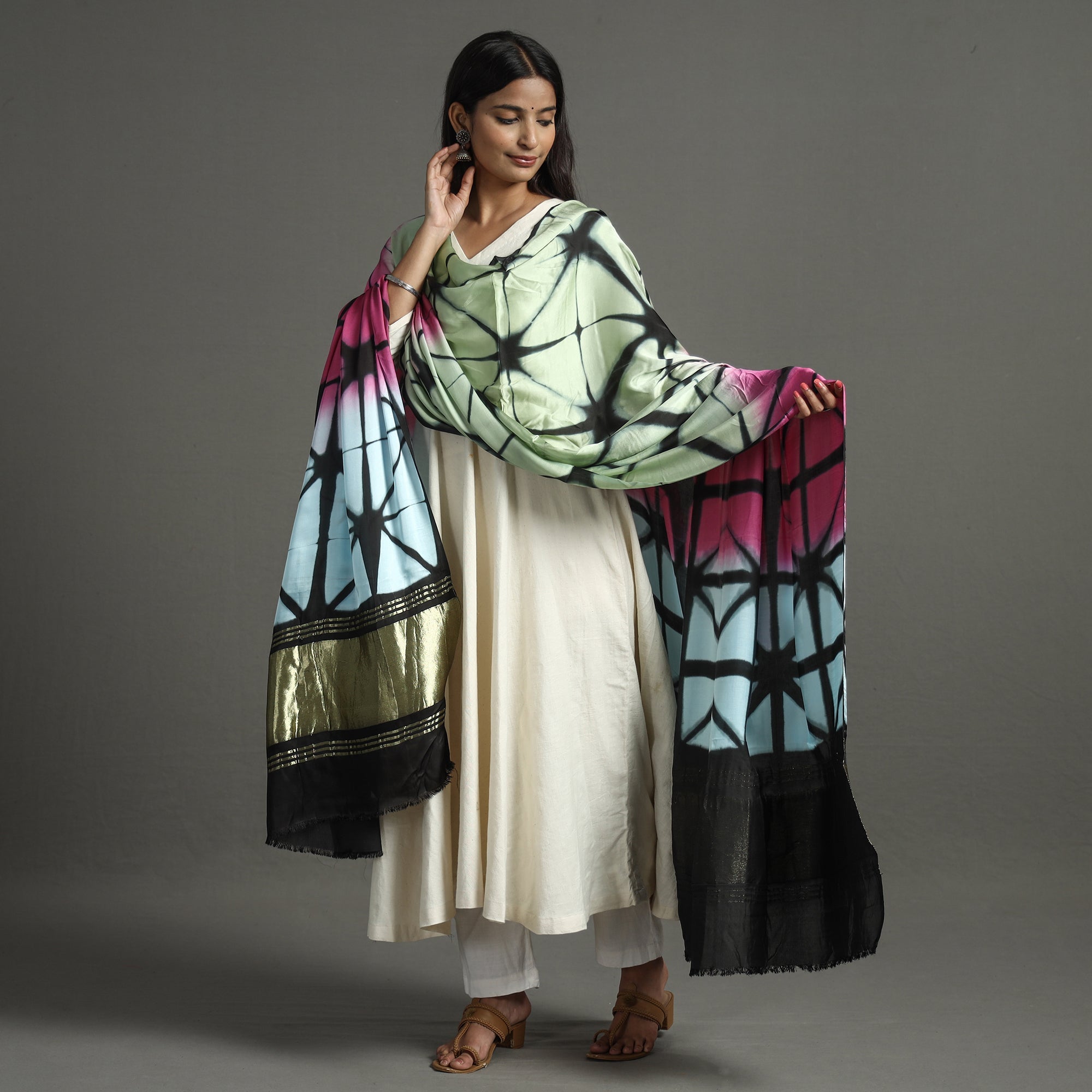  Shibori Clamp Dyed Modal Silk Dupatta with Zari Border 19 Online at iTokri.com