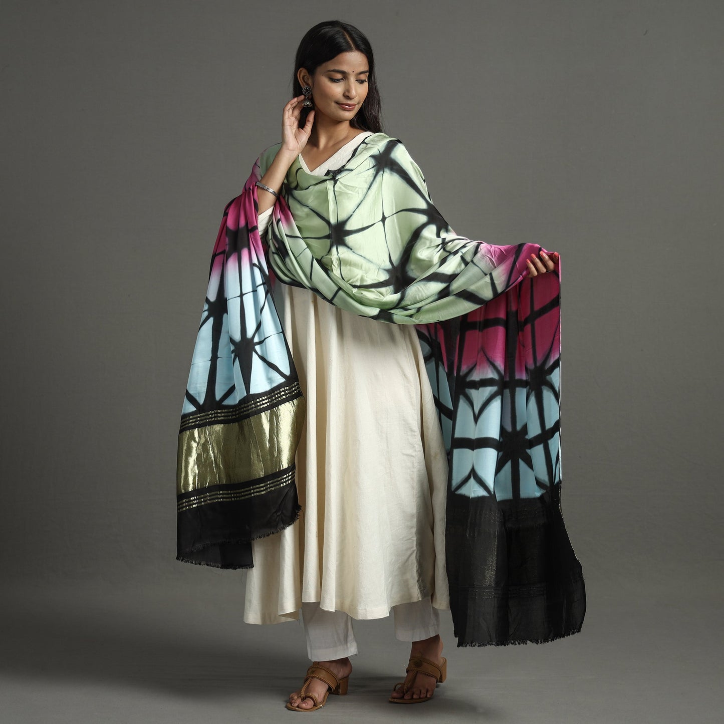  Shibori Clamp Dyed Modal Silk Dupatta with Zari Border 19 Online at iTokri.com