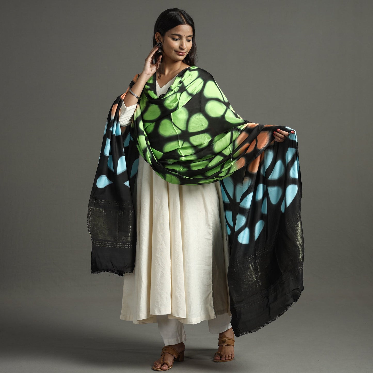  Shibori Clamp Dyed Modal Silk Dupatta with Zari Border 35 Online at iTokri.com