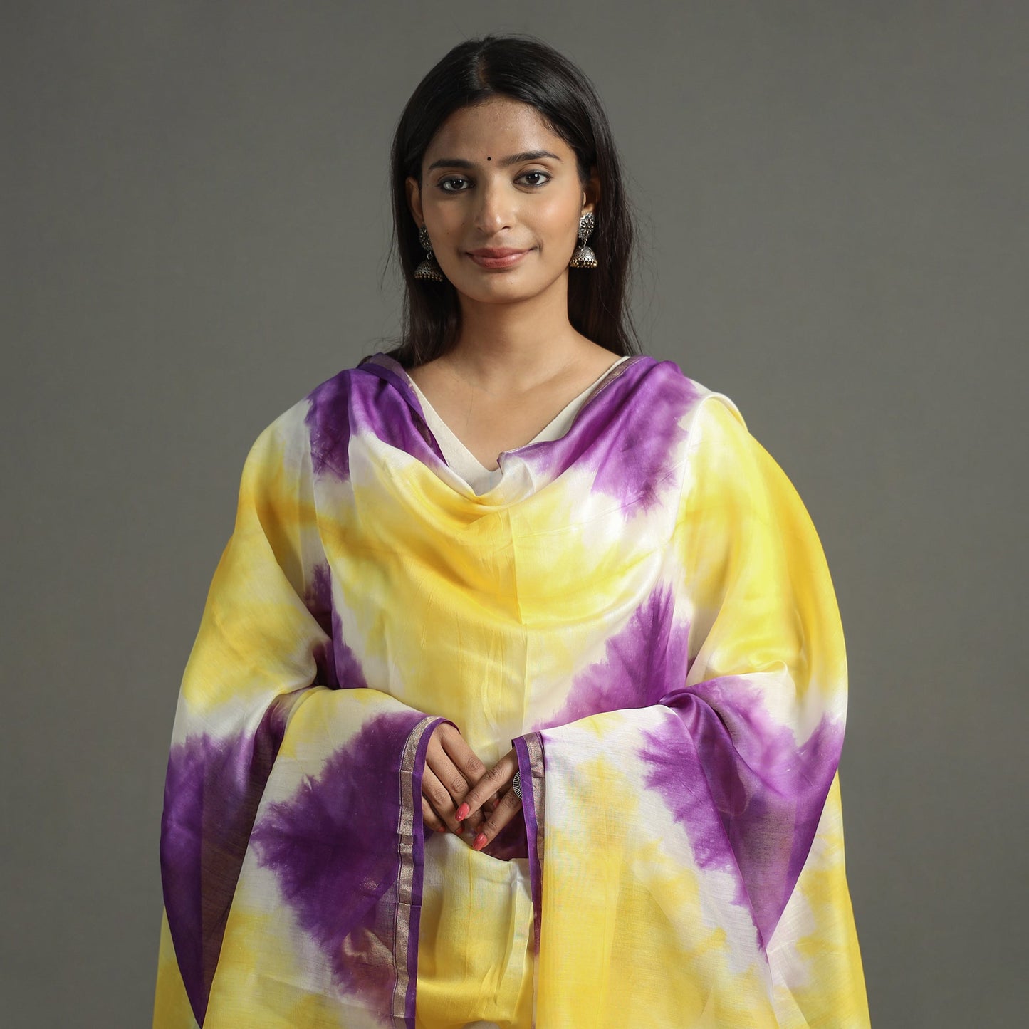 Buy Shibori Tie-Dye Handloom Chanderi Silk Dupatta with Zari Border 73 Online at iTokri.com