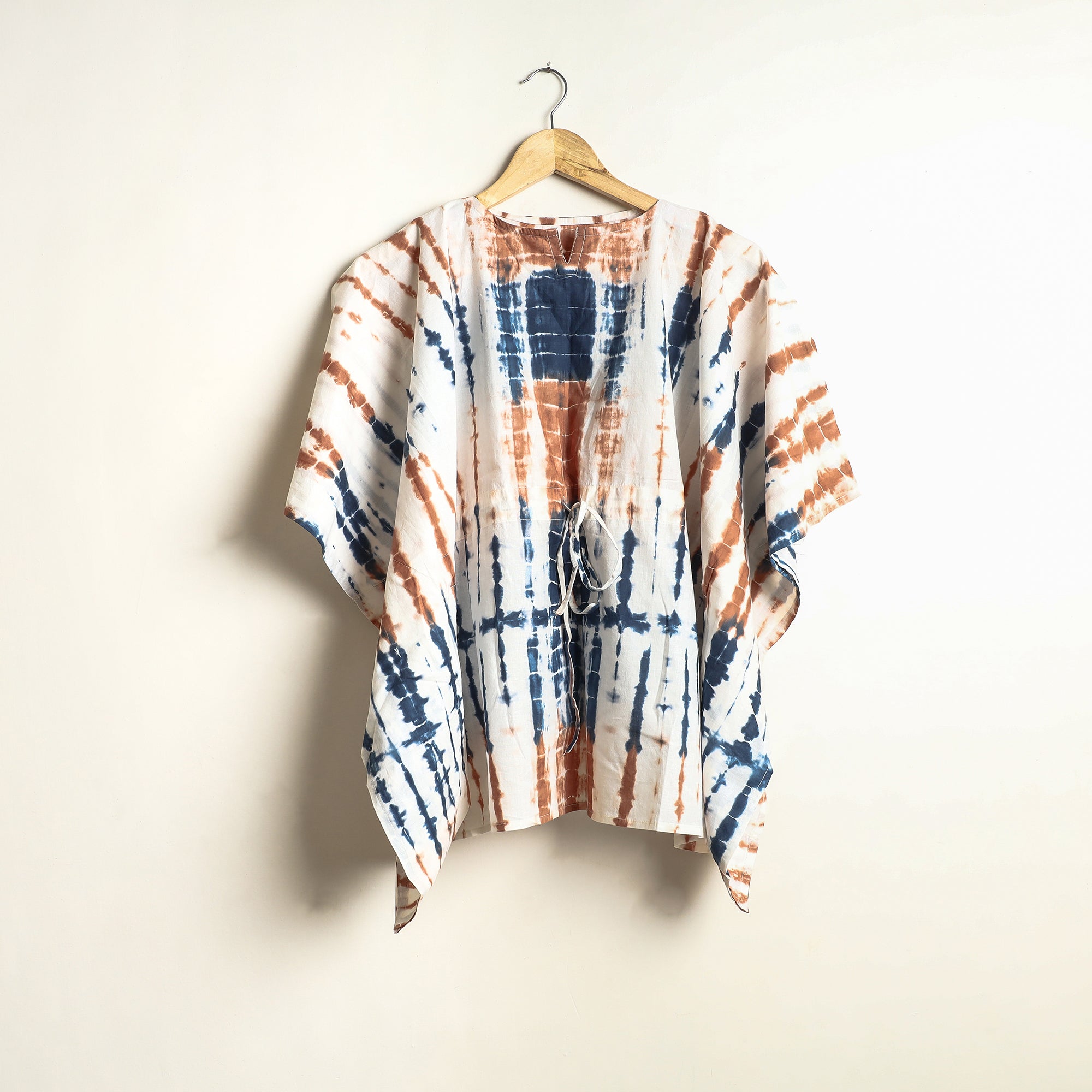 Buy Hand Block Print Kaftan & Pyjama Night Suit Set Online at iTokri.com