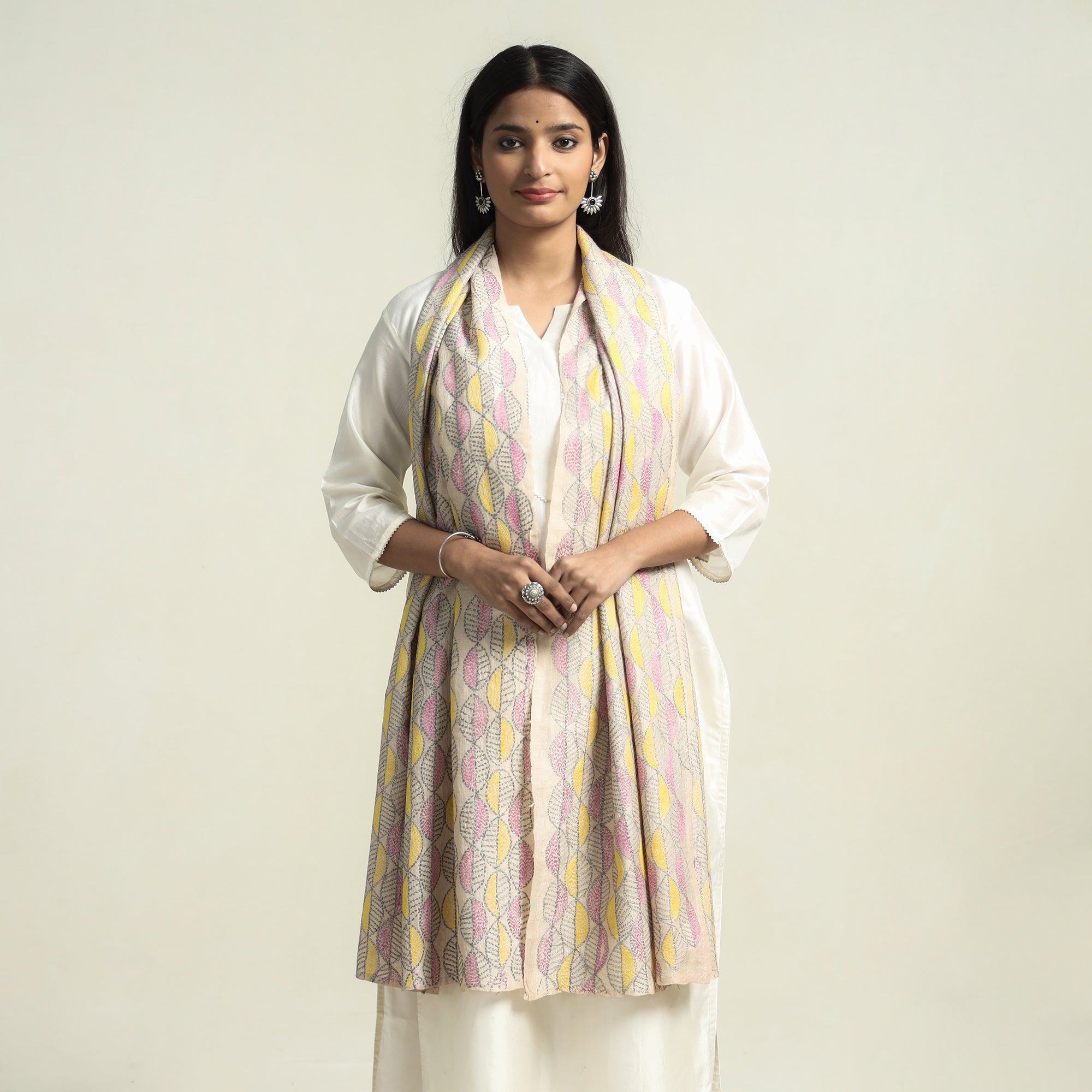  Sujani Hand Embroidery Handloom Tussar Silk Stole 