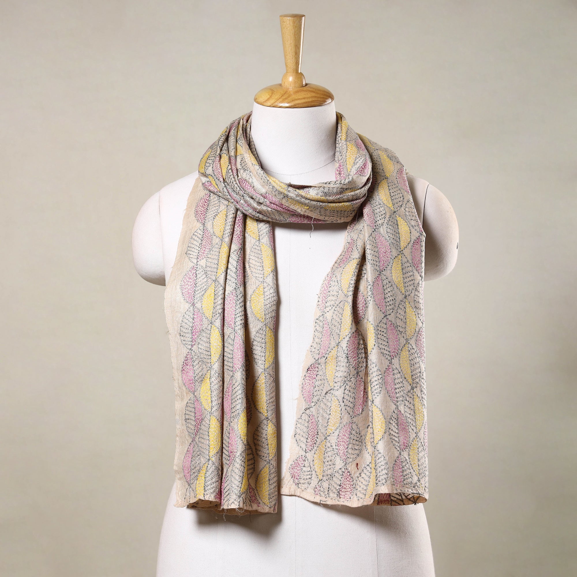  Sujani Hand Embroidery Handloom Tussar Silk Stole 