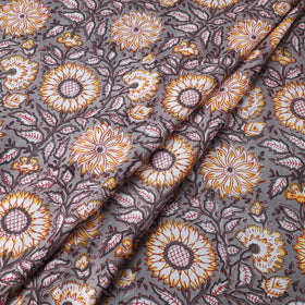 Buy Sunflower Pattern Sanganeri Block Printed Cotton Fabric Online at iTokri.com