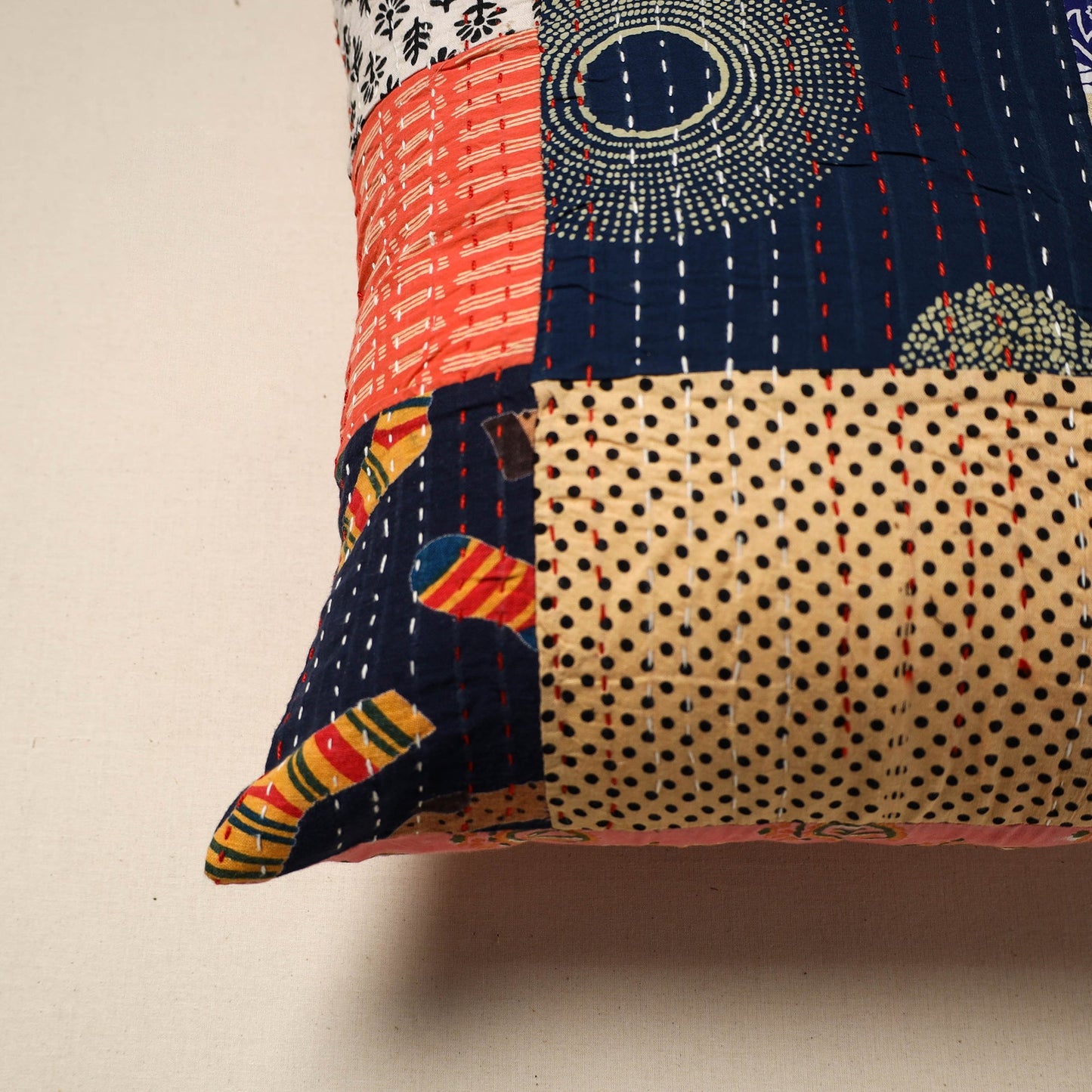 Tagai patchwork cushion cover (16 x 16 in) 29 - handcrafted