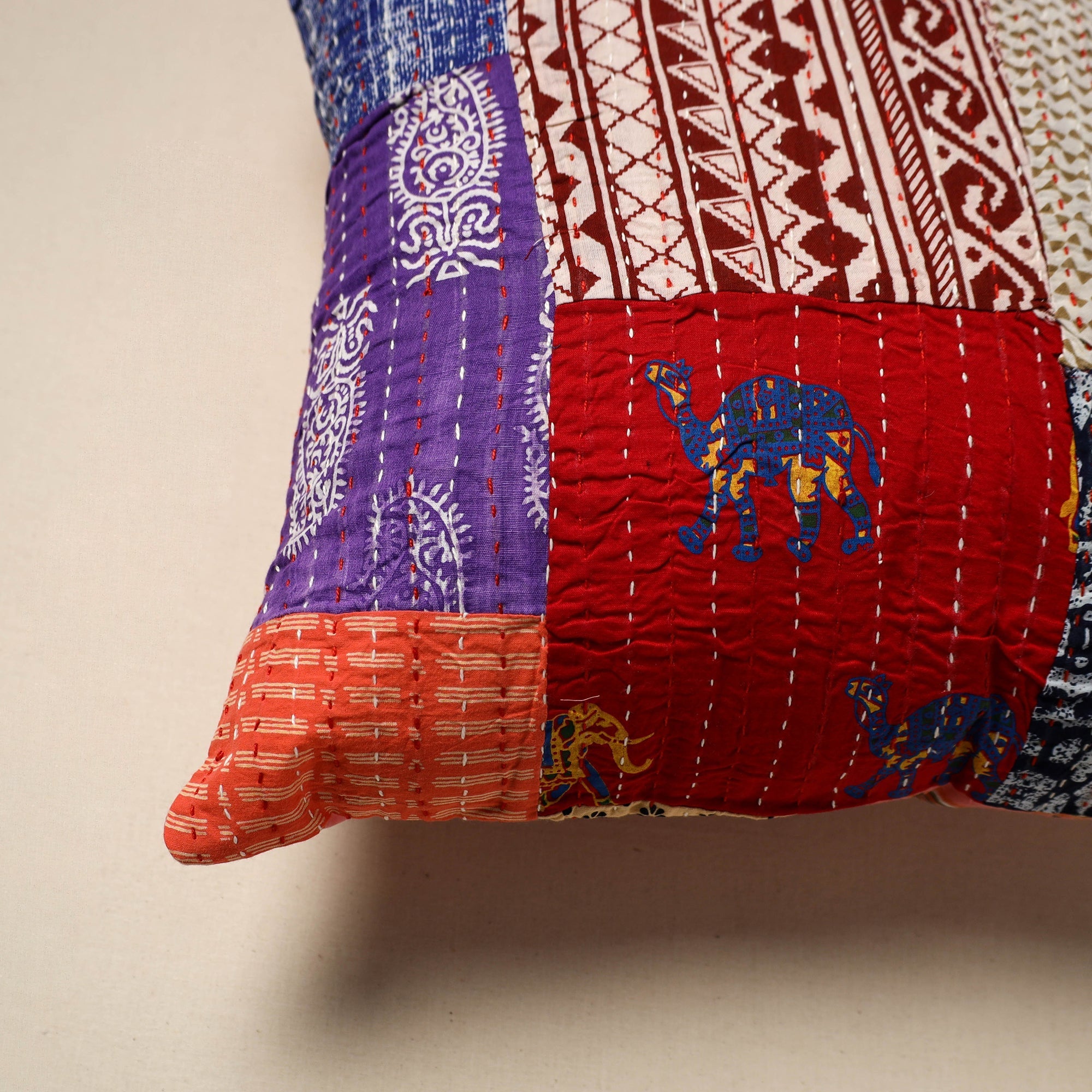 Tagai patchwork cushion cover (16 x 16 in) 30 - handcrafted