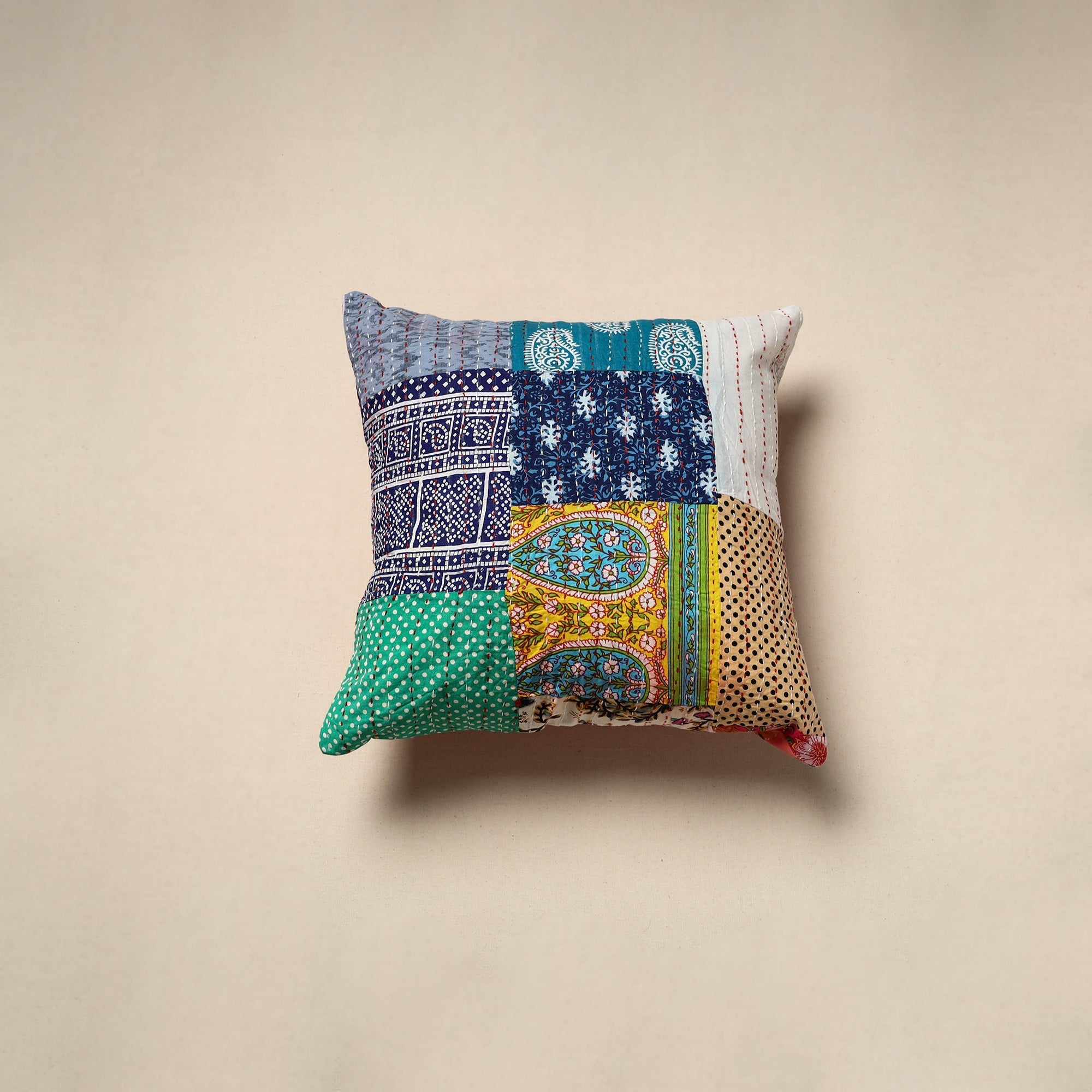 Tagai patchwork cushion cover (16 x 16 in) 36 - handcrafted