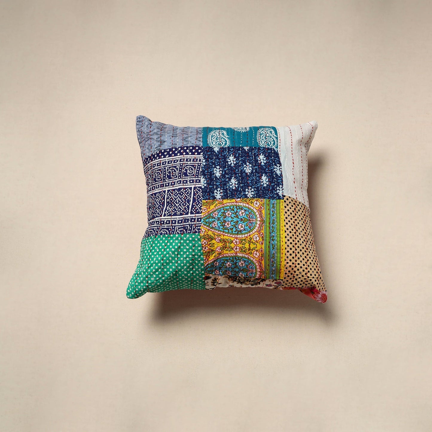 Tagai patchwork cushion cover (16 x 16 in) 36 - handcrafted