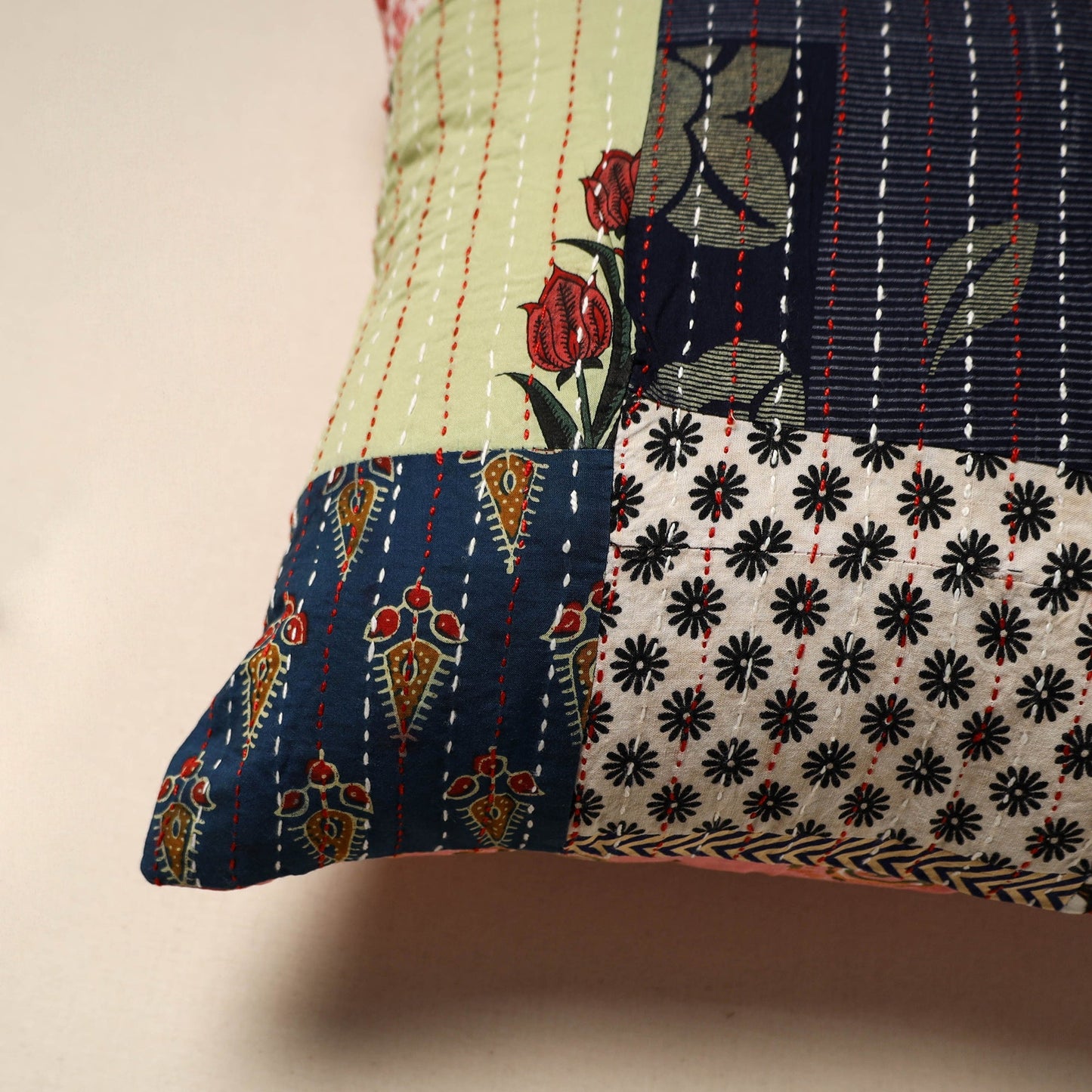 Tagai patchwork cushion cover (16 x 16 in) 38 - handcrafted