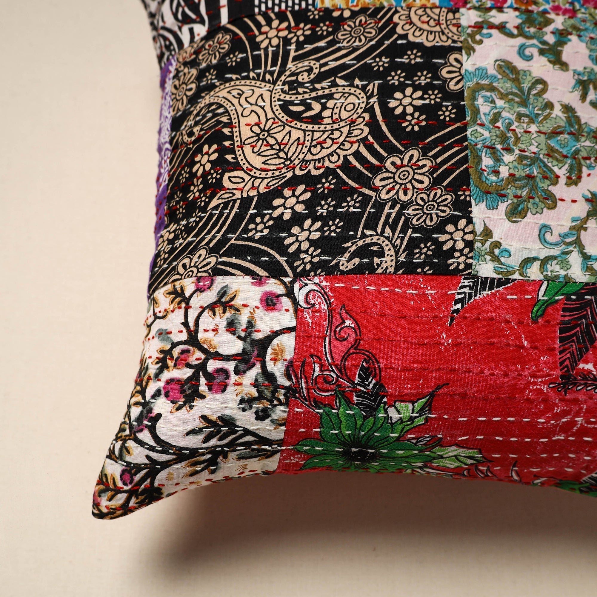 Tagai patchwork cushion cover (16 x 16 in) 45 - handcrafted