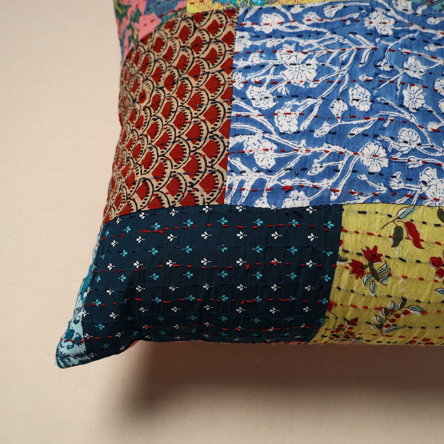 Tagai patchwork cushion cover (16 x 16 in) 58 - handcrafted