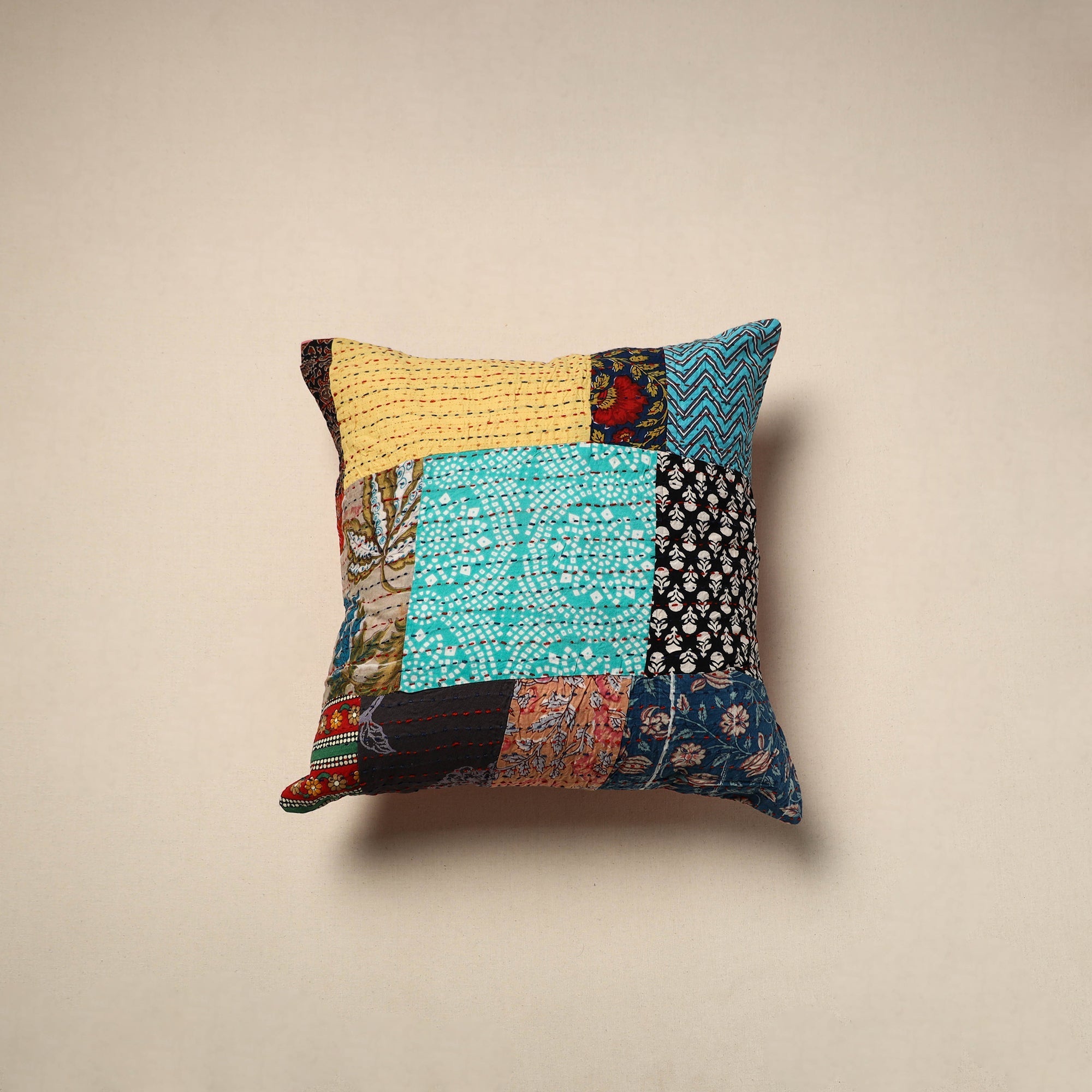 Tagai patchwork cushion cover (16 x 16 in) 61 - handcrafted