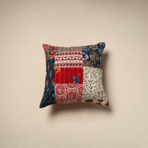 Tagai patchwork cushion cover (16 x 16 in) 65 - handcrafted