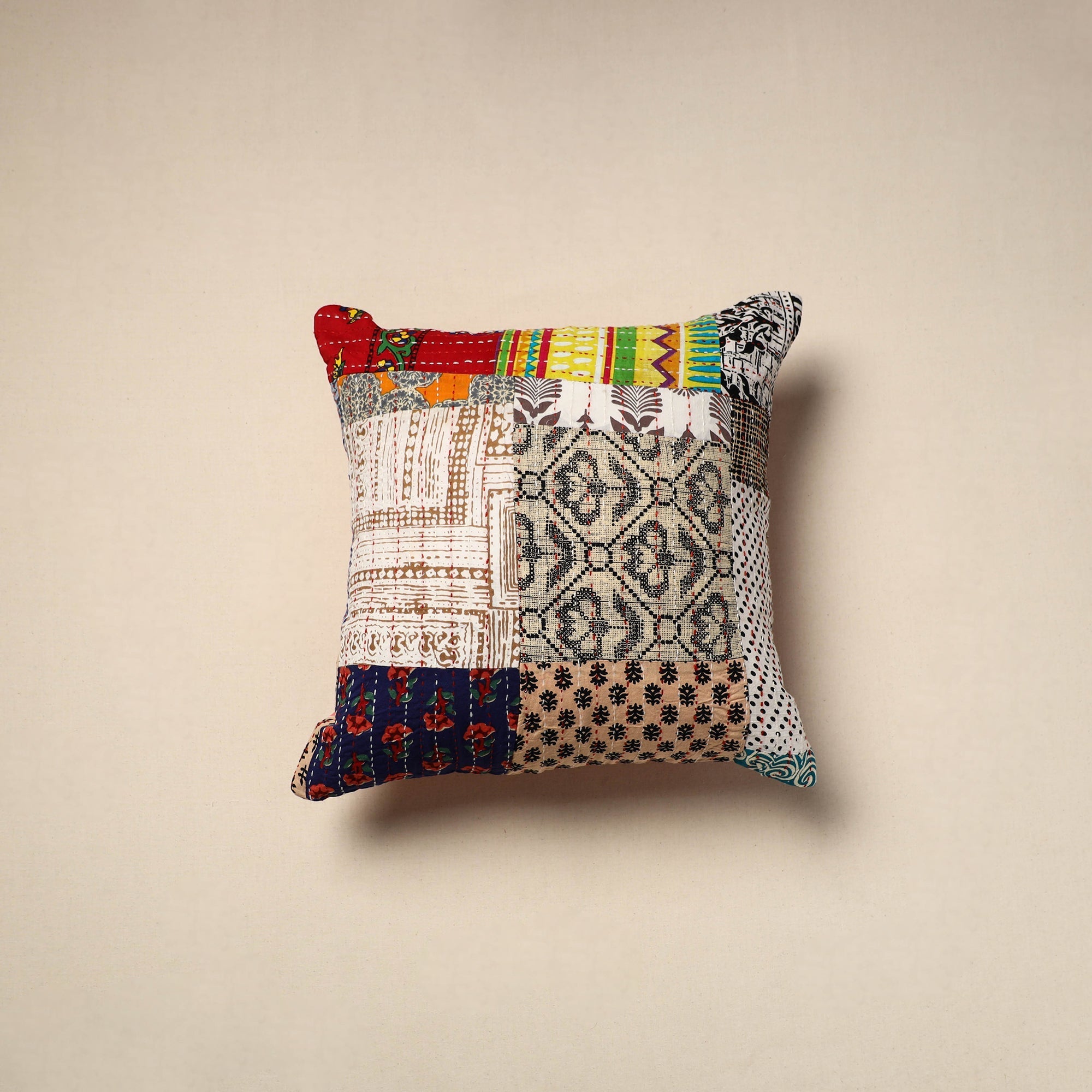 Tagai patchwork cushion cover (16 x 16 in) 68 - handcrafted